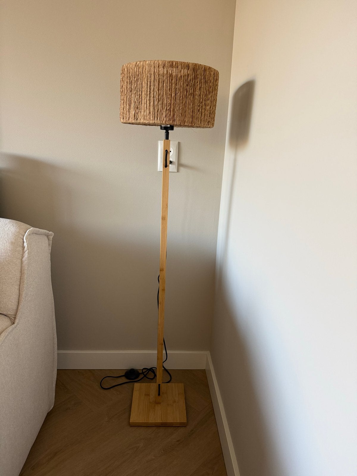 Good&Mojo Vloerlamp, Ophalen, Zo goed als nieuw, Hout, 100 tot 150 cm