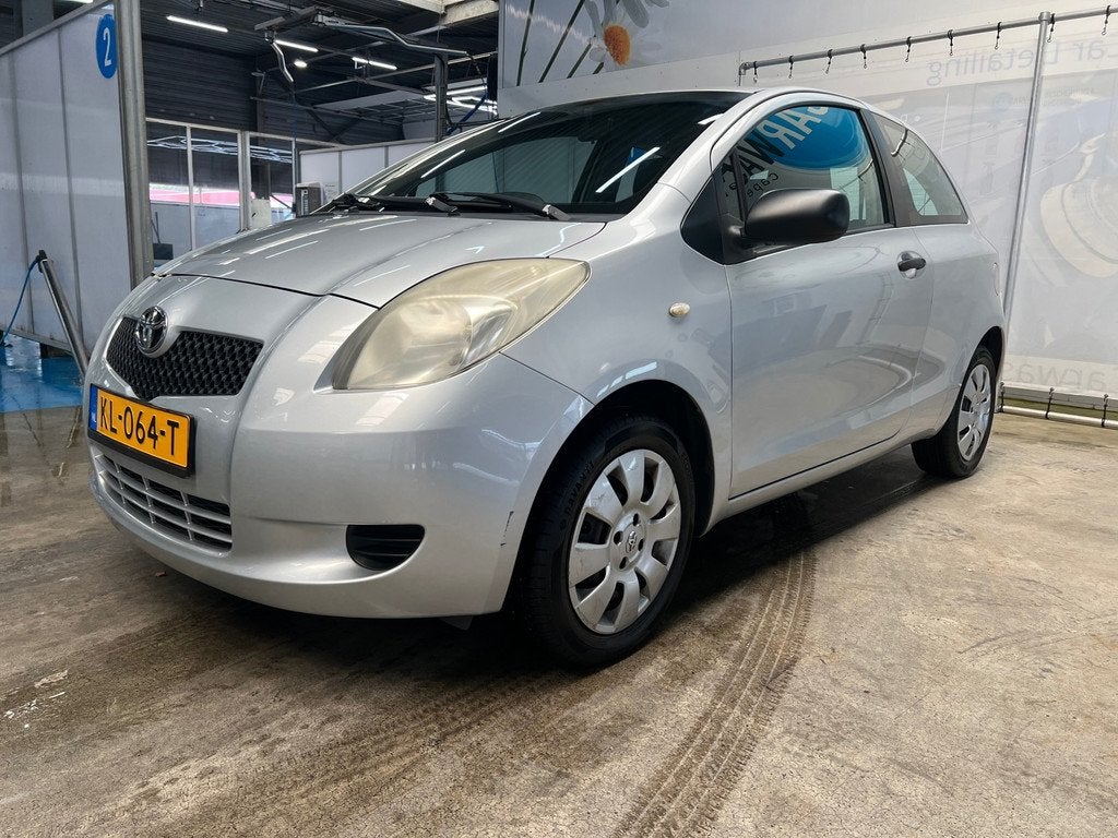 Toyota Yaris 1.0 12V Vvt-i 3DR 2006 AIRCO/ APK, Auto's, Voorwielaandrijving, Bedrijf, Handgeschakeld, 19 km/l