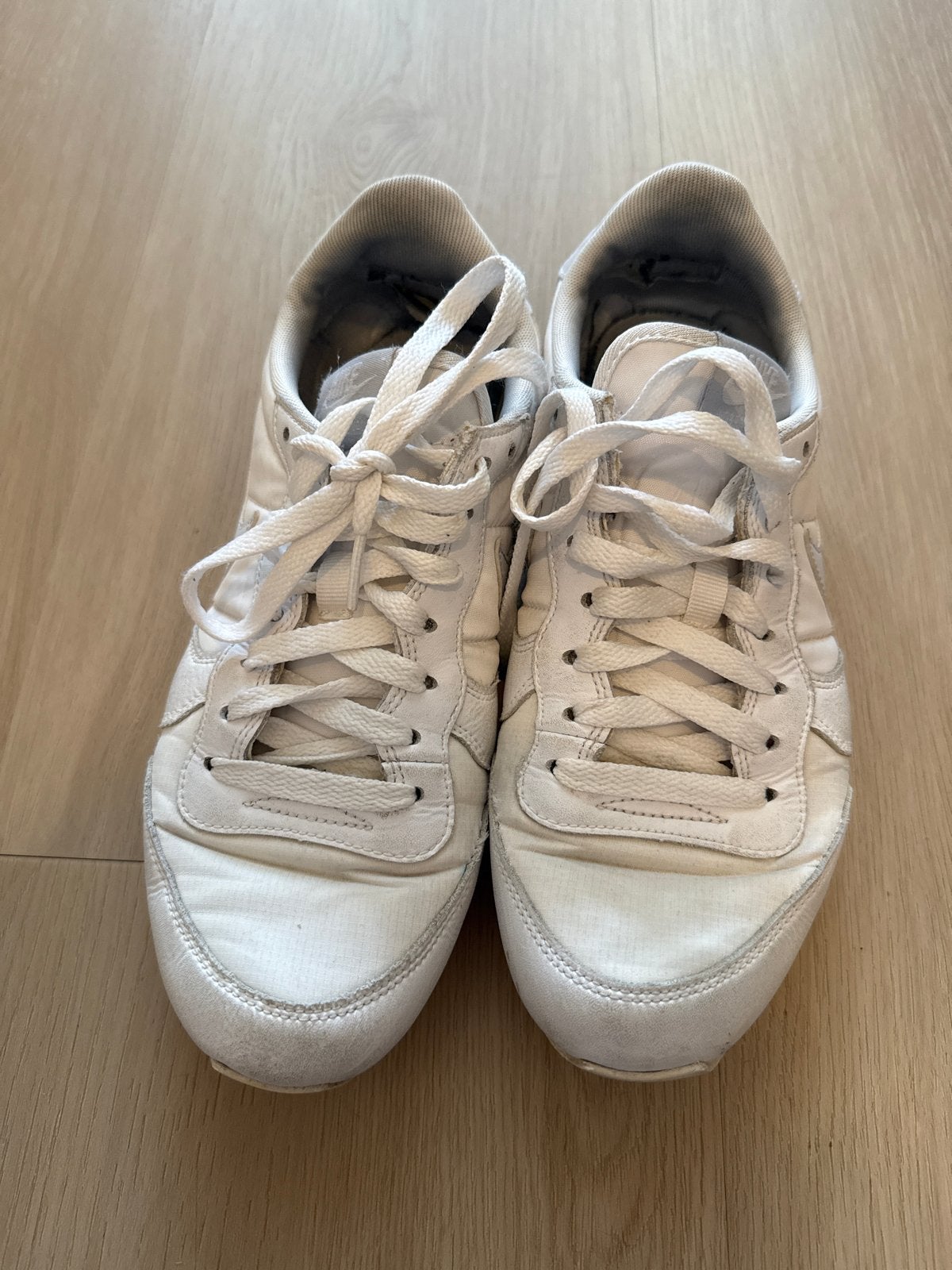 Witte Nike sneakers maat 39, Kleding | Dames, Schoenen, Ophalen, Gedragen, Wit, Sneakers of Gympen