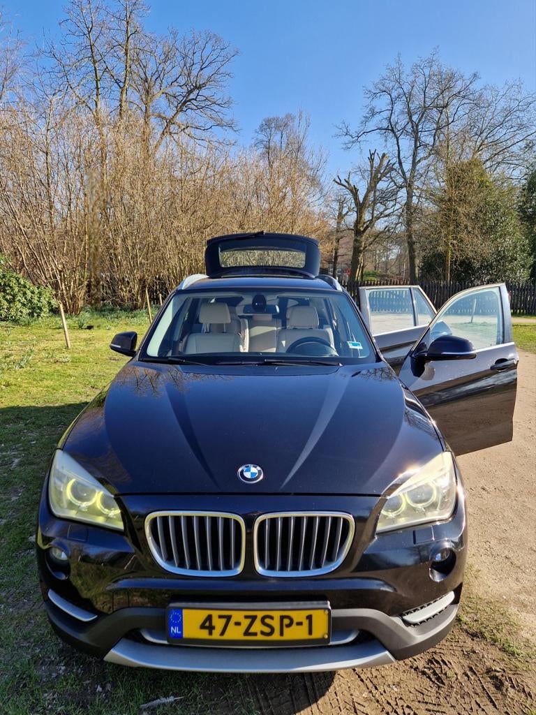BMW X1 Sdrive 20D EDE 2013 Zwart, X1, Achterwielaandrijving, 1995 cc, Beige