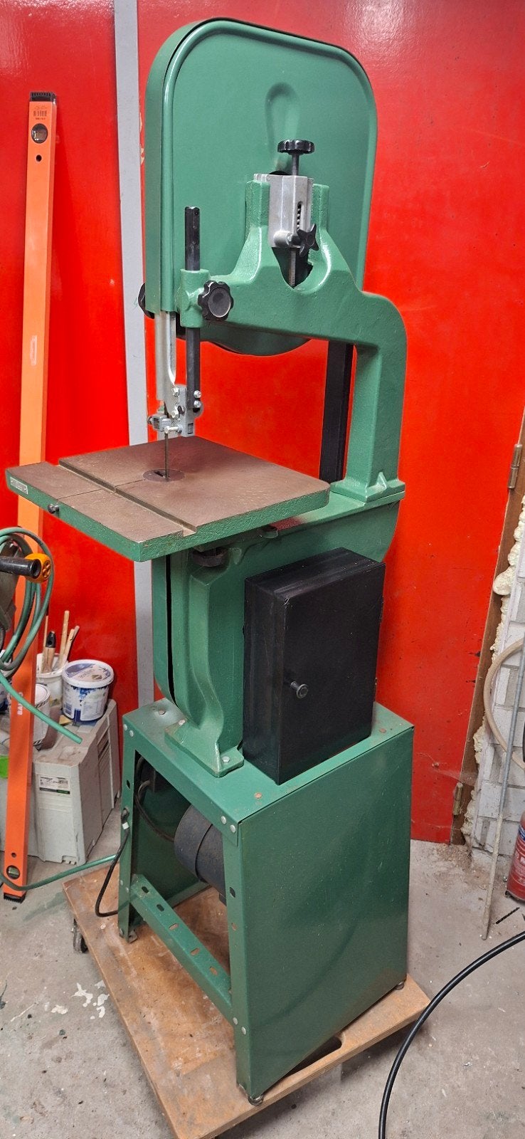 Robuuste huvema Lintzaag HU-14BS - Ideaal voor houtbewerking, Ophalen, 70 mm of meer, Lintzaag, Minder dan 600 watt