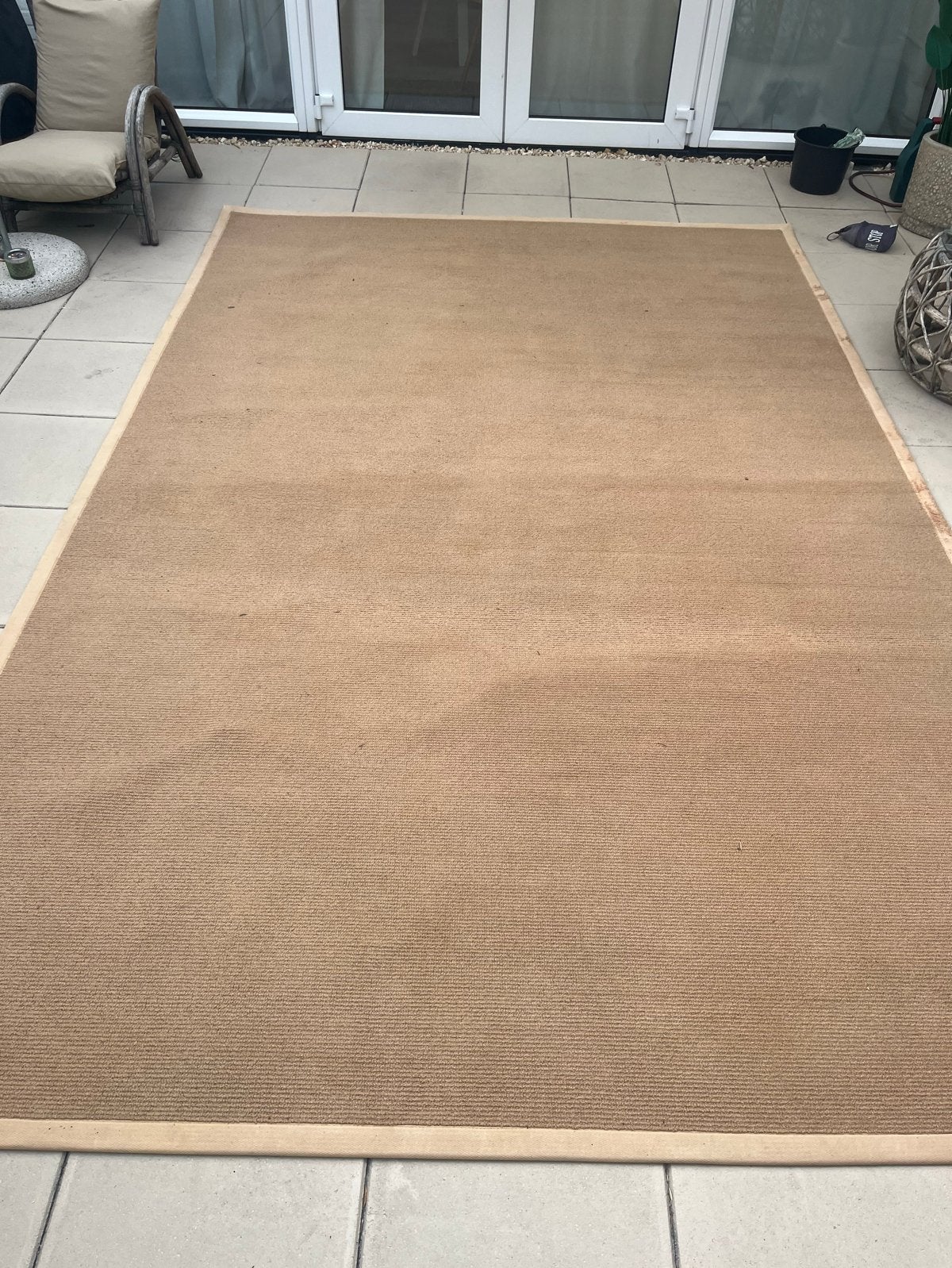 Groot, Beige Kleed, Tapijt, met Bies, 2.60 x 4.00 meter, Huis en Inrichting, Ophalen, Japandi, Gebruikt, Beige