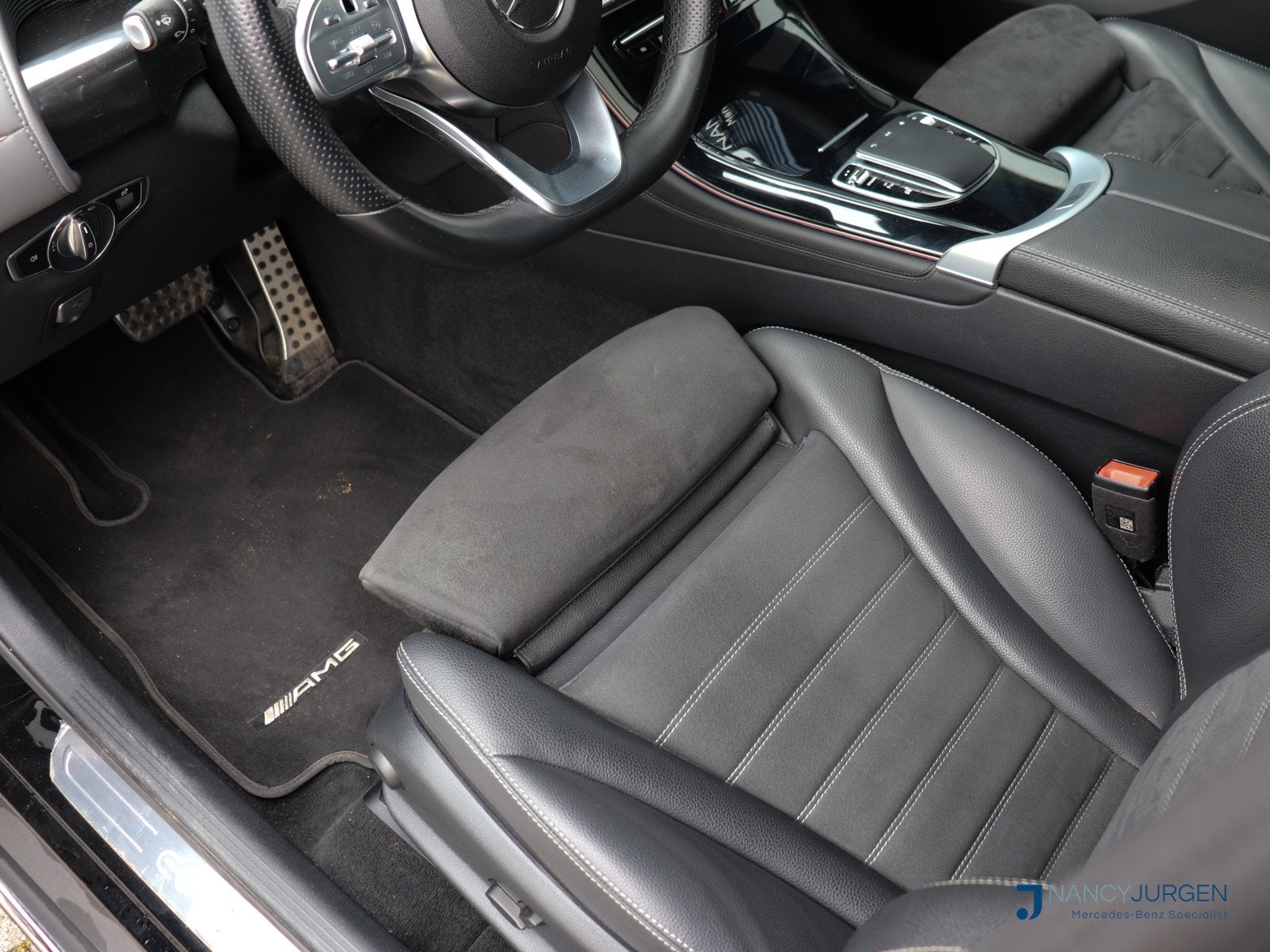 Mercedes-Benz EQC 400 4M | AMG Line | SoH 97,3% | Panoramada, 12 maanden, Gebruikt, Zwart, 2395 kg