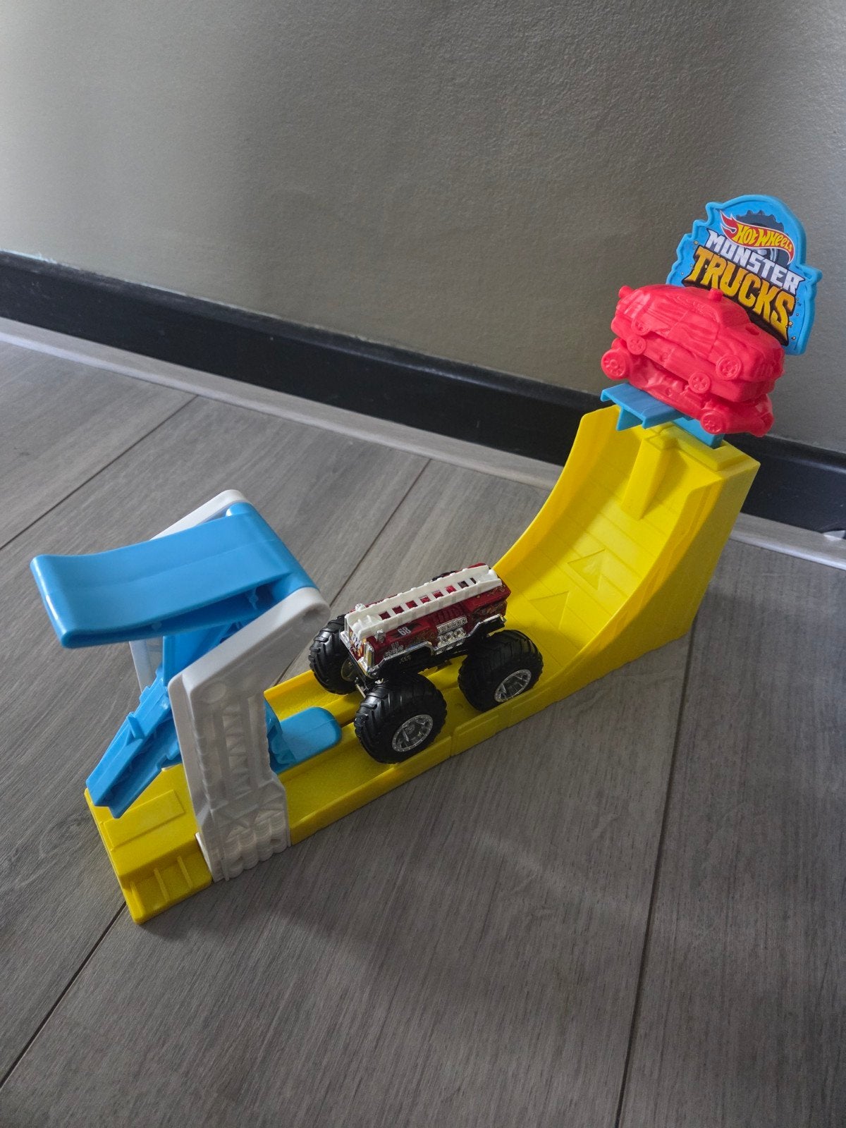 hot wheels monstertruck, Ophalen of Verzenden, Zo goed als nieuw, Handmatig, Hot Wheels