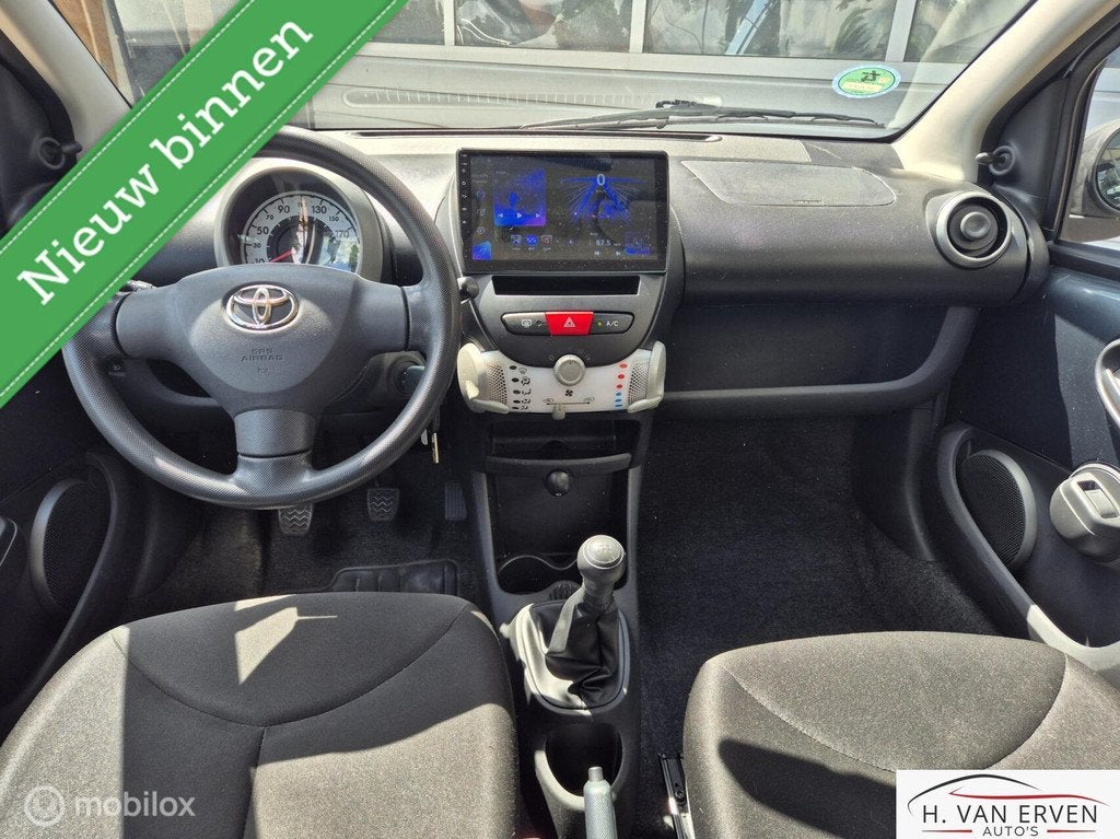 Toyota Aygo 1.0 VVT-i Comfort AIRCO NAP, Voorwielaandrijving, Euro 5, Stof, Zwart