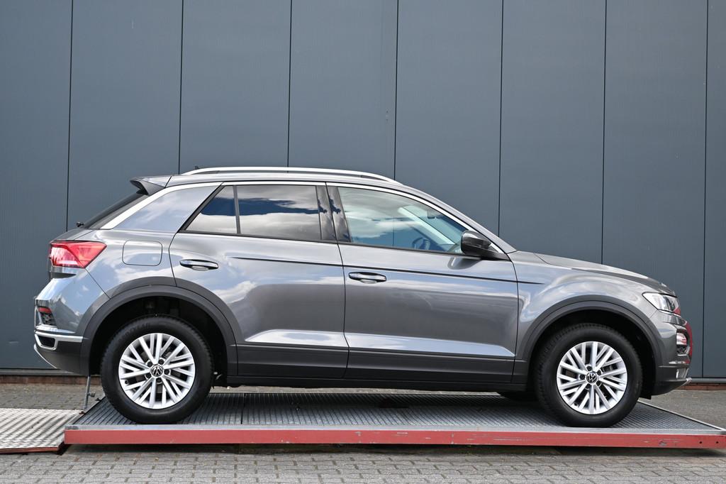 Volkswagen T-Roc 1.0 TSI Style Business camera climate, Voorwielaandrijving, Stof, Gebruikt, 1193 kg