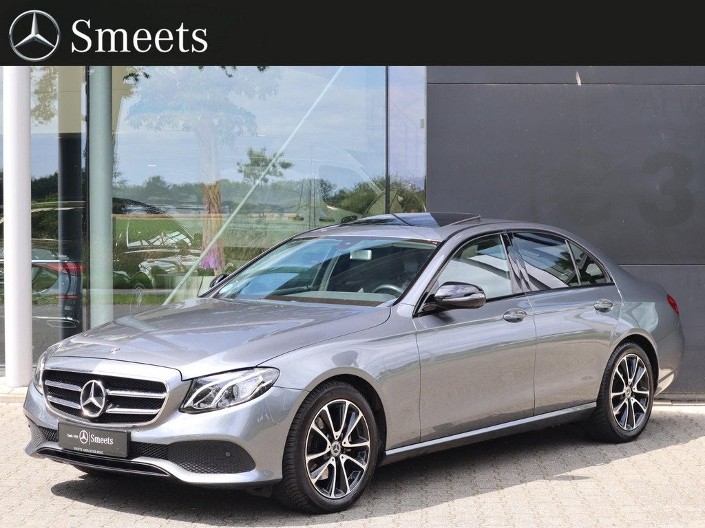 Mercedes-Benz E-klasse 200 Premium, Auto's, 12 maanden, Gebruikt, 4 cilinders, Leder en Stof