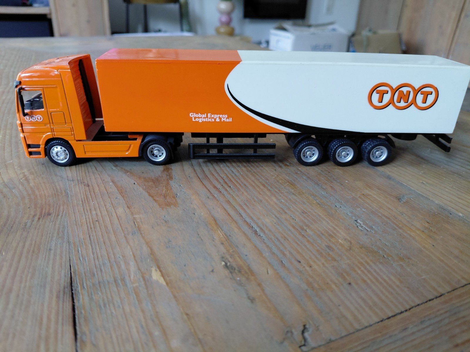 TNT Mercedes-Benz Actros vrachtwagen met oplegger, Overige merken, 1:32 tot 1:50, Nieuw, Ophalen of Verzenden