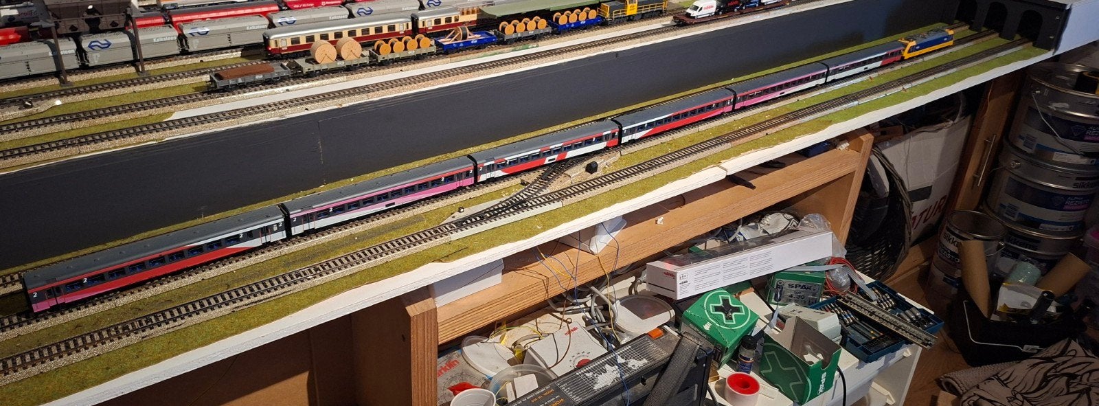 Märklin NS Traxx Locomotief met Intercity Rijtuigen, Wisselstroom, Treinset, Ophalen of Verzenden, Zo goed als nieuw