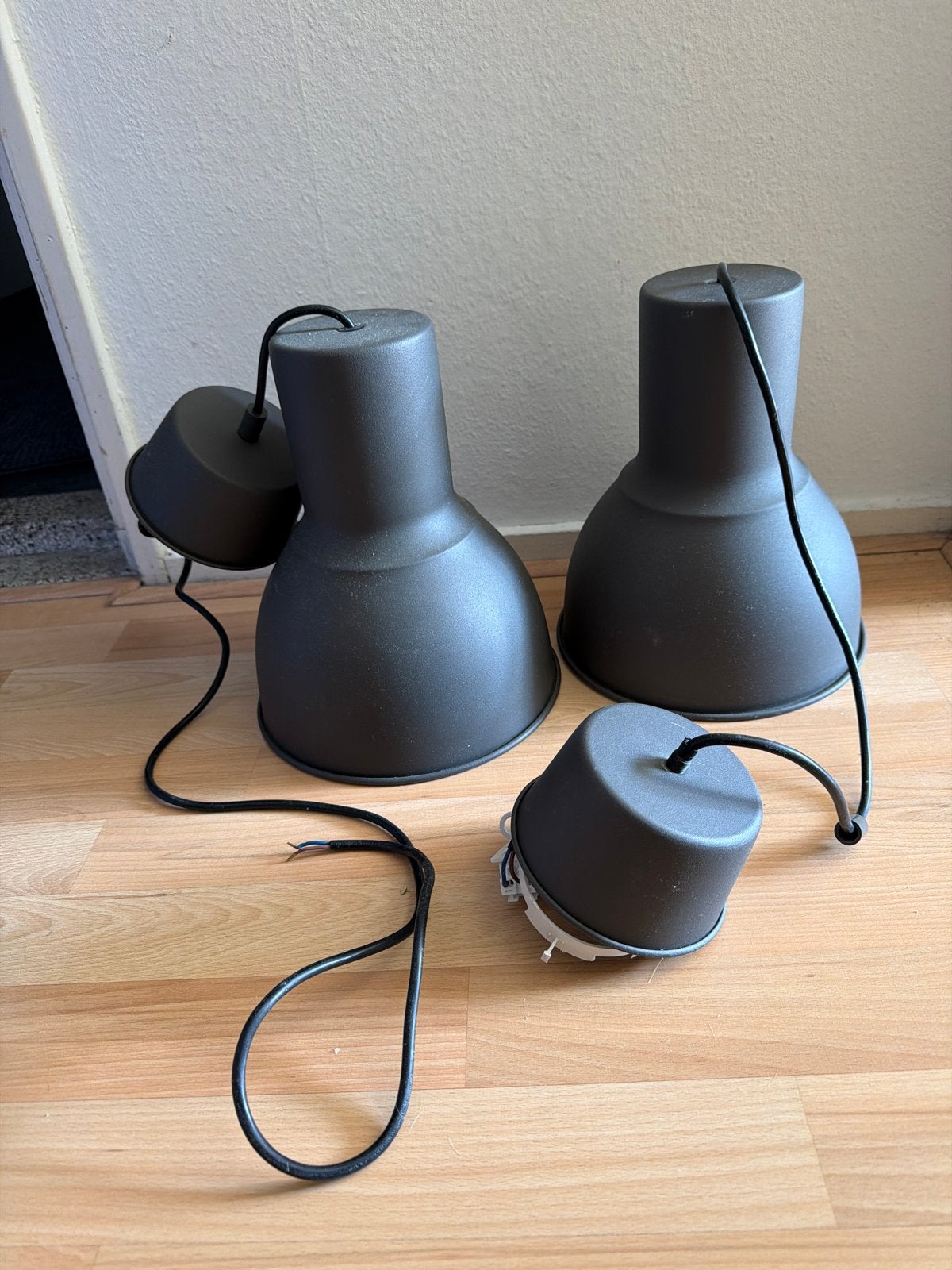 2x donkergrijze industriële hanglamp, Huis en Inrichting, Lampen | Hanglampen, Ophalen, Gebruikt, Metaal, E27 (groot)