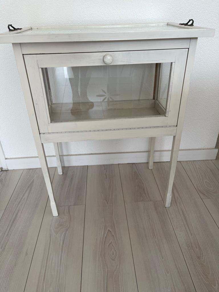 Vintage Bijzettafel met Vitrine en Dienblad, Antiek en Kunst, Ophalen