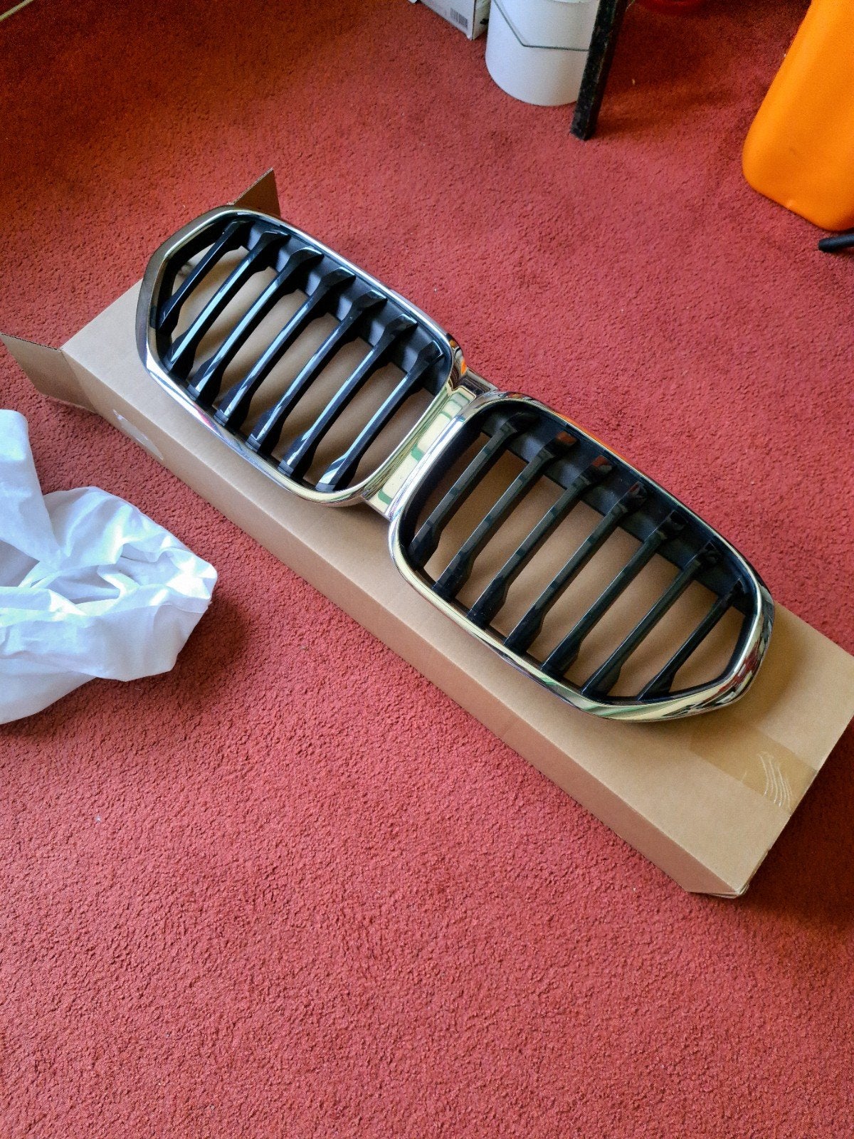 BMW X1 Grill (2022) - Origineel en in uitstekende staat, Auto-onderdelen, Ophalen of Verzenden, Gebruikt, Voor, BMW