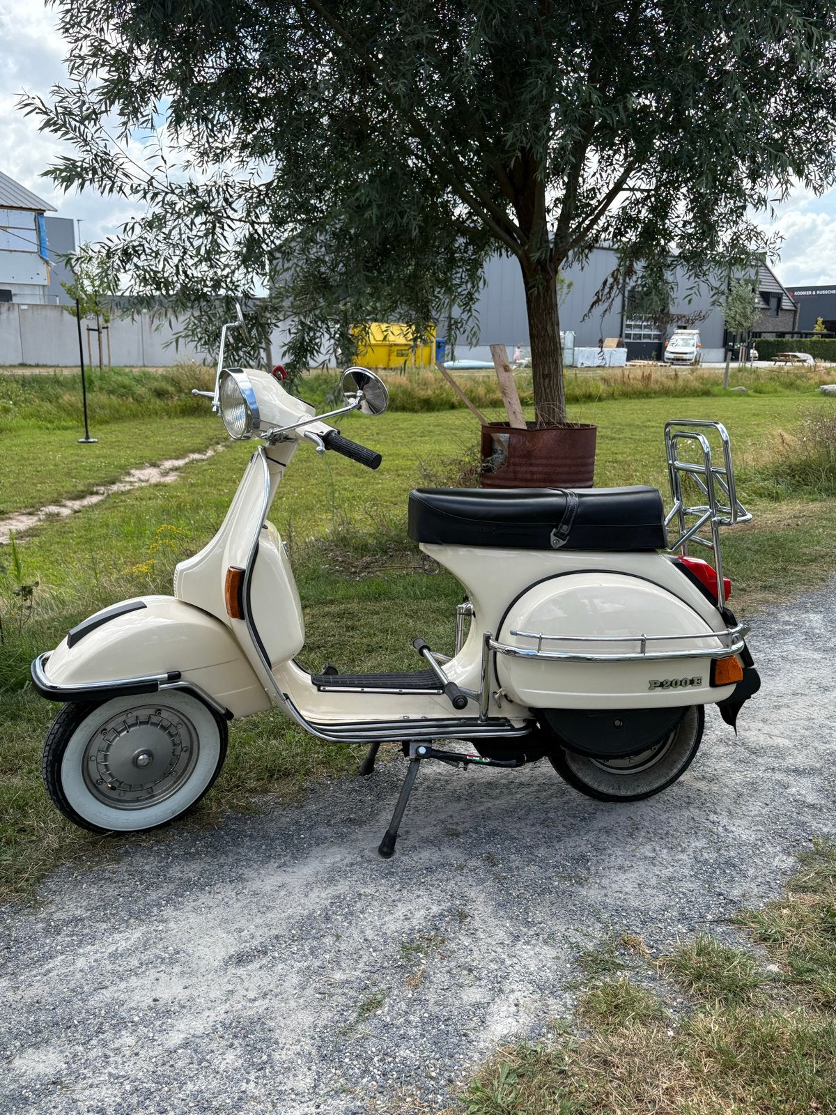 Vespa P200E uit 1980  oldtimer., Ophalen