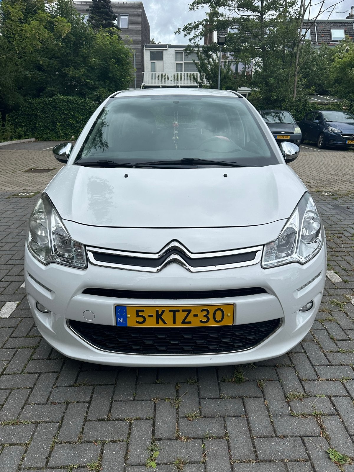 Citroën C3 1.0 I 50KW 2013 Wit, Voorwielaandrijving, 450 kg, 31 €/maand, 948 kg