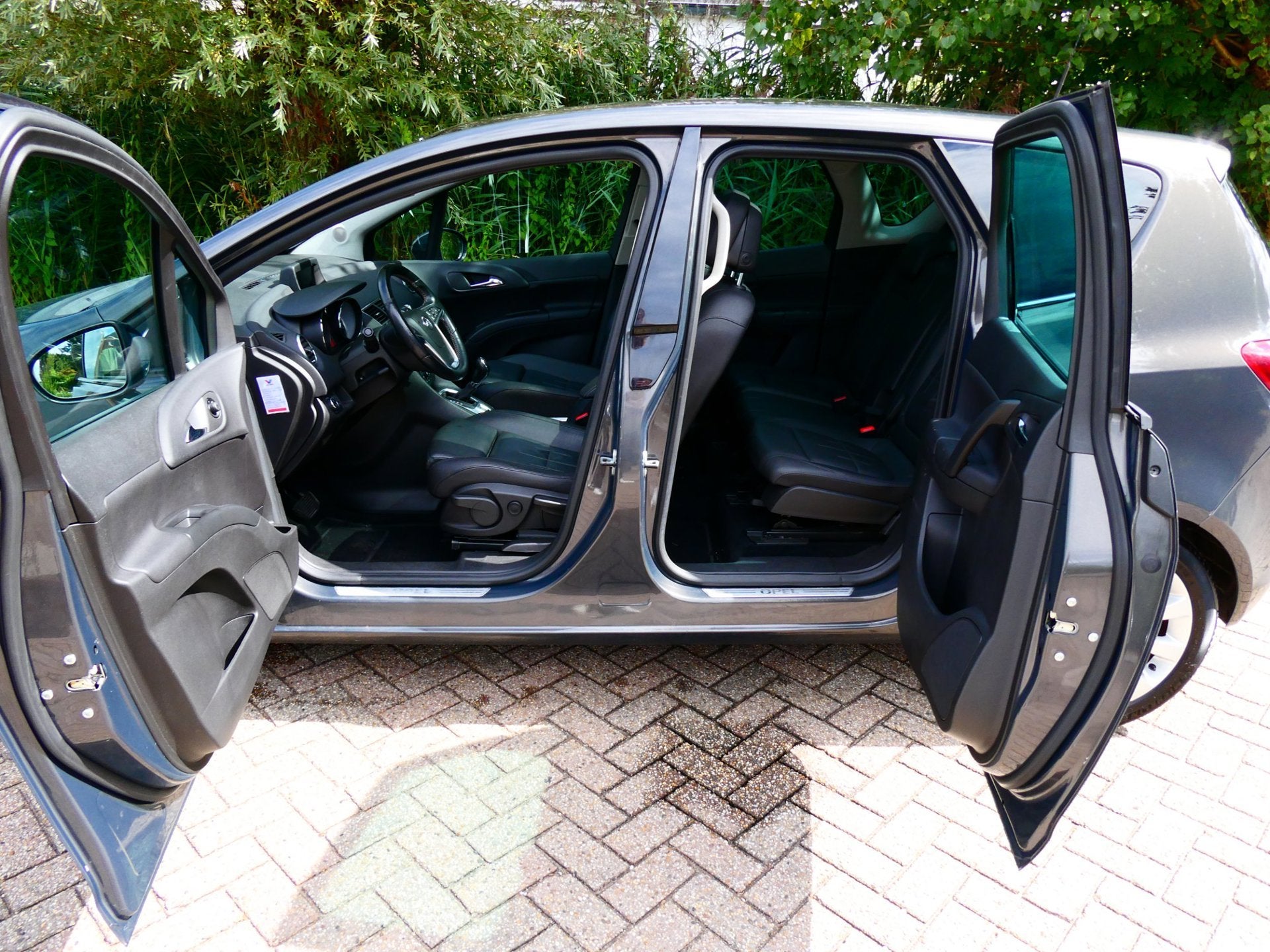 Opel Meriva 1.4 Turbo Automaat Clima Navi Panorama PDC Trekh, Gebruikt, 4 cilinders, 1364 cc, 1300 kg
