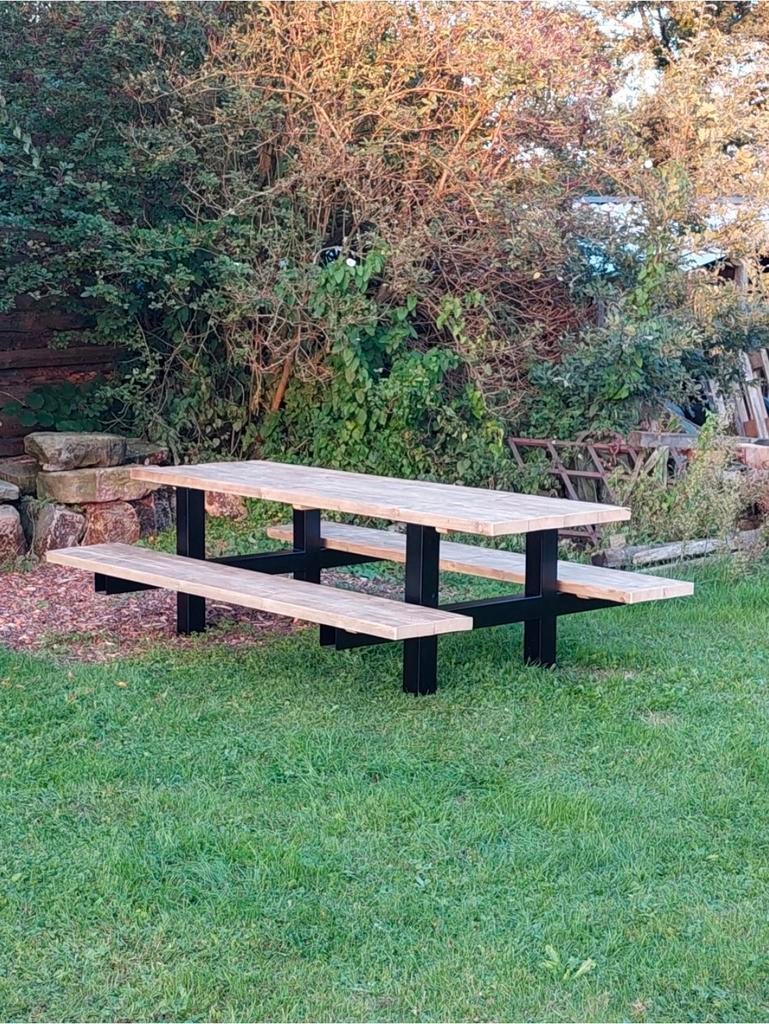 Robuuste houten picknicktafel voor buiten, Ophalen, Gebruikt, Rechthoekig, Hout