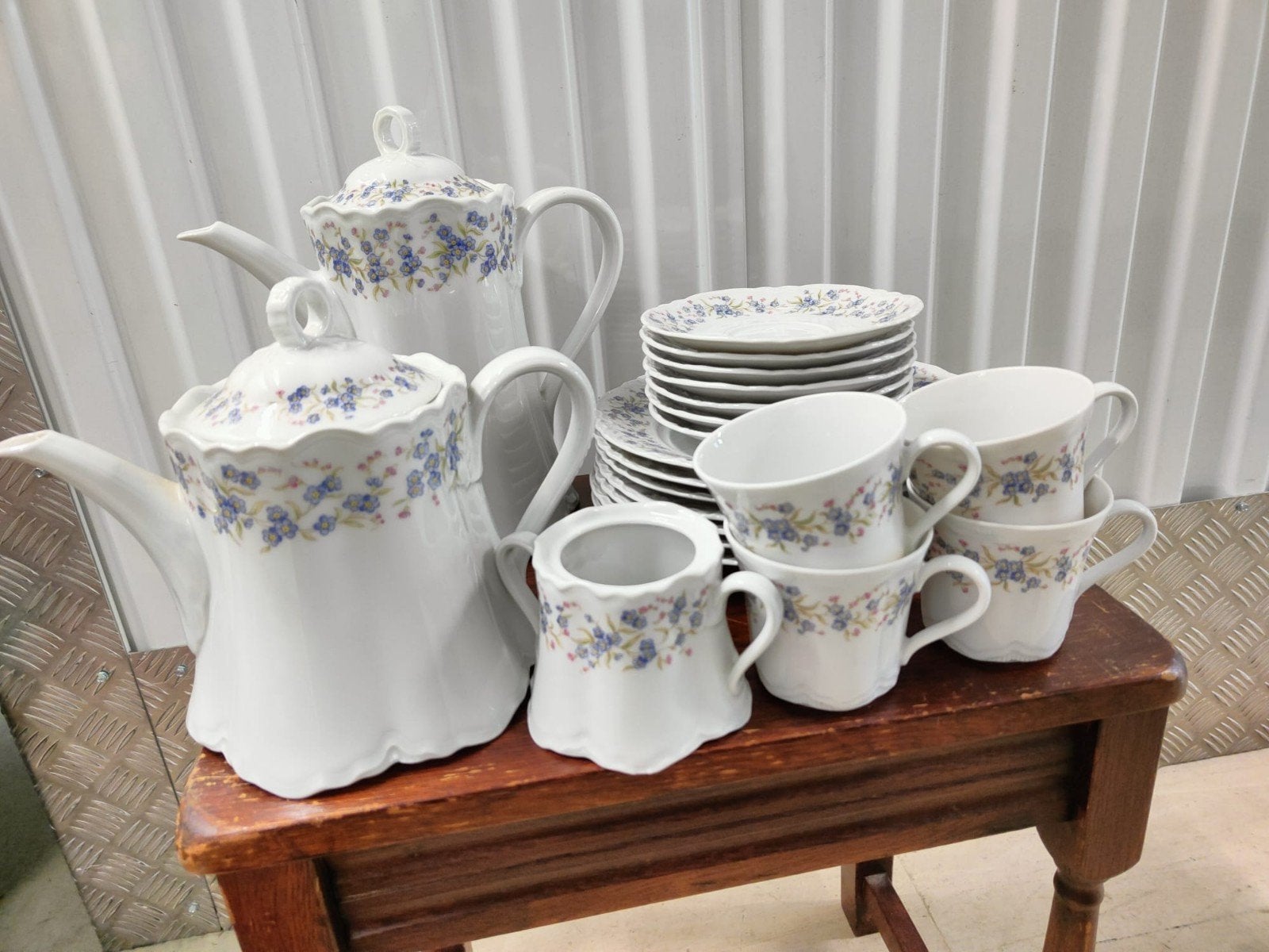 Partij servies Hutschenreuther, Antiek en Kunst, Antiek | Servies compleet, Ophalen of Verzenden