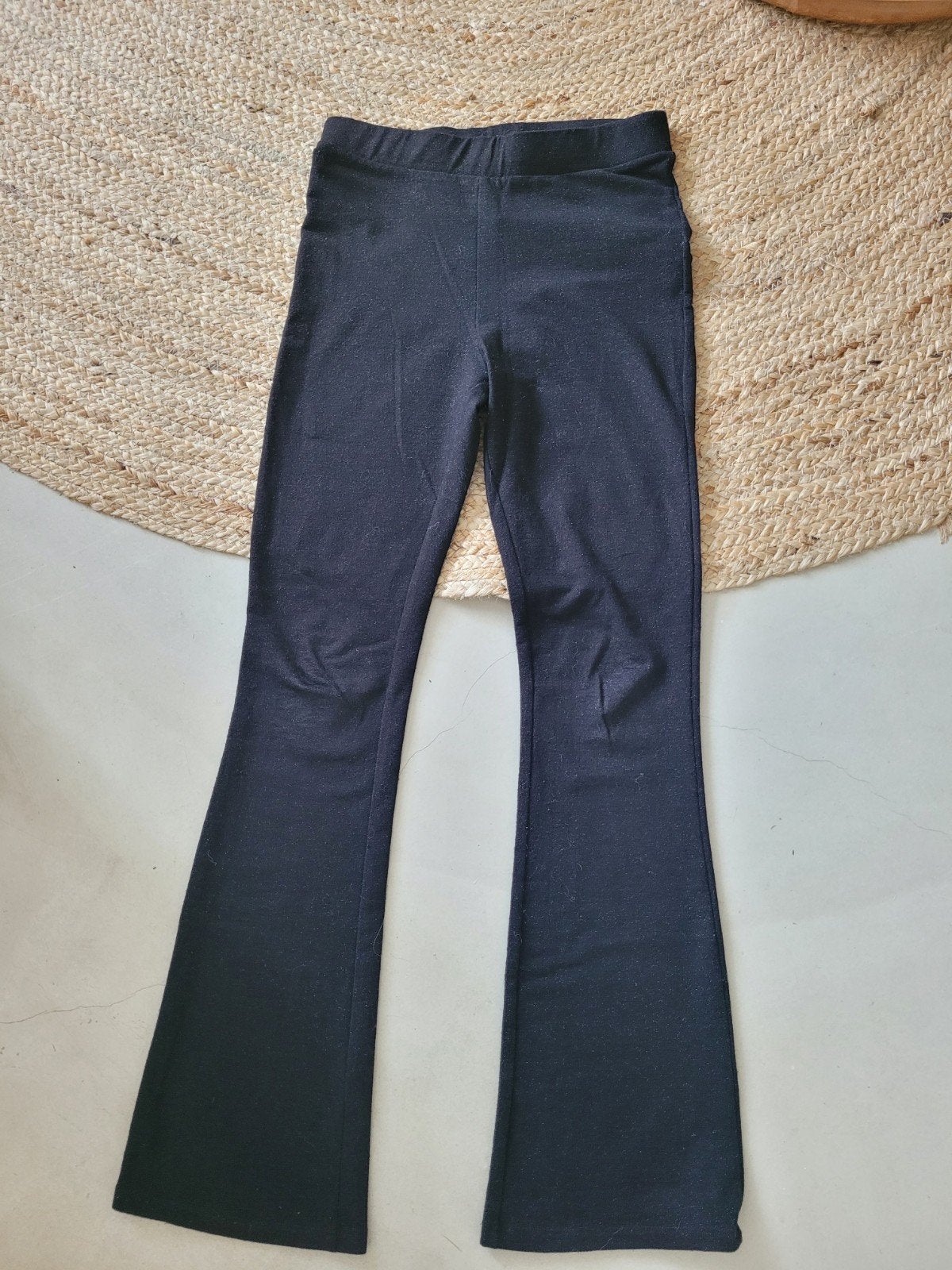 Kids only prachtige zwarte flared broek met glittertje 146 1, Broek, Meisje, Kids Only, Ophalen of Verzenden