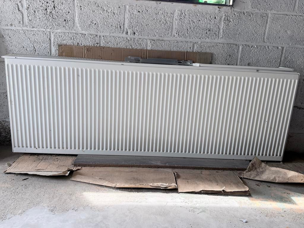 Grote witte radiator type 33, 30 tot 80 cm, Gebruikt, Radiator, 150 cm of meer