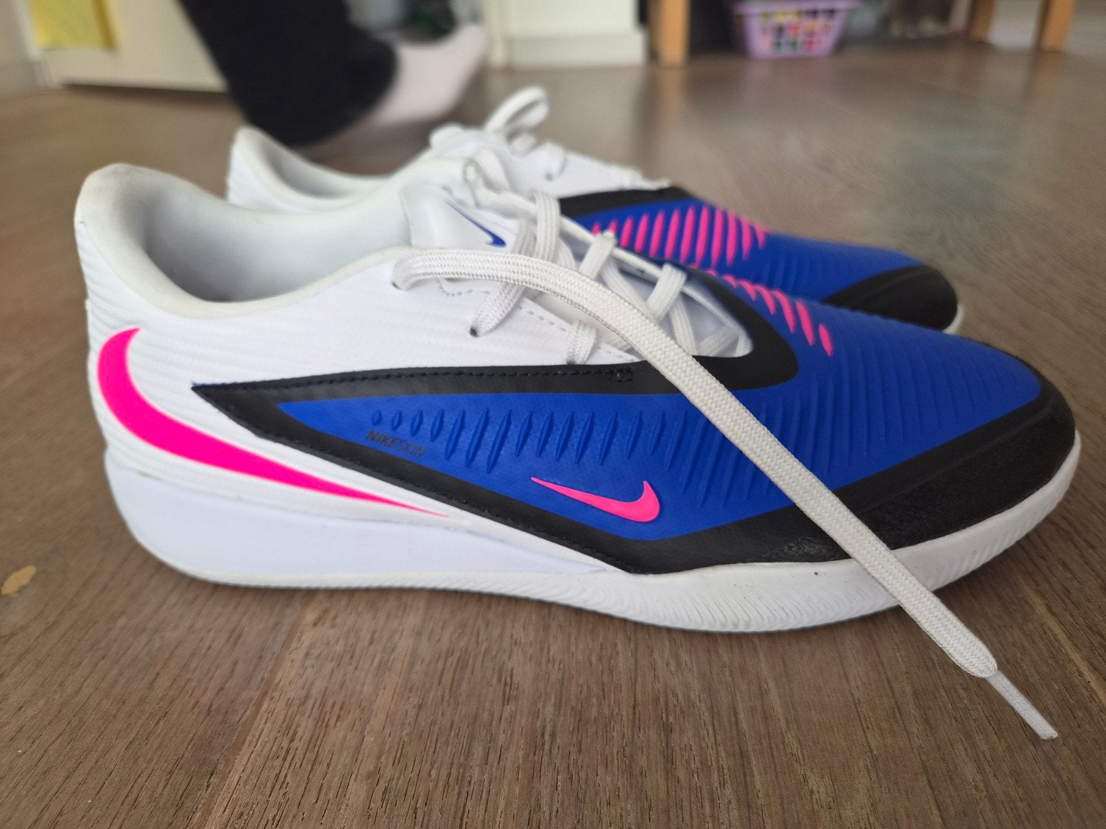 Nike Phantom GT II Club IC Zaalvoetbalschoenen, Ophalen of Verzenden, Zo goed als nieuw, Schoenen