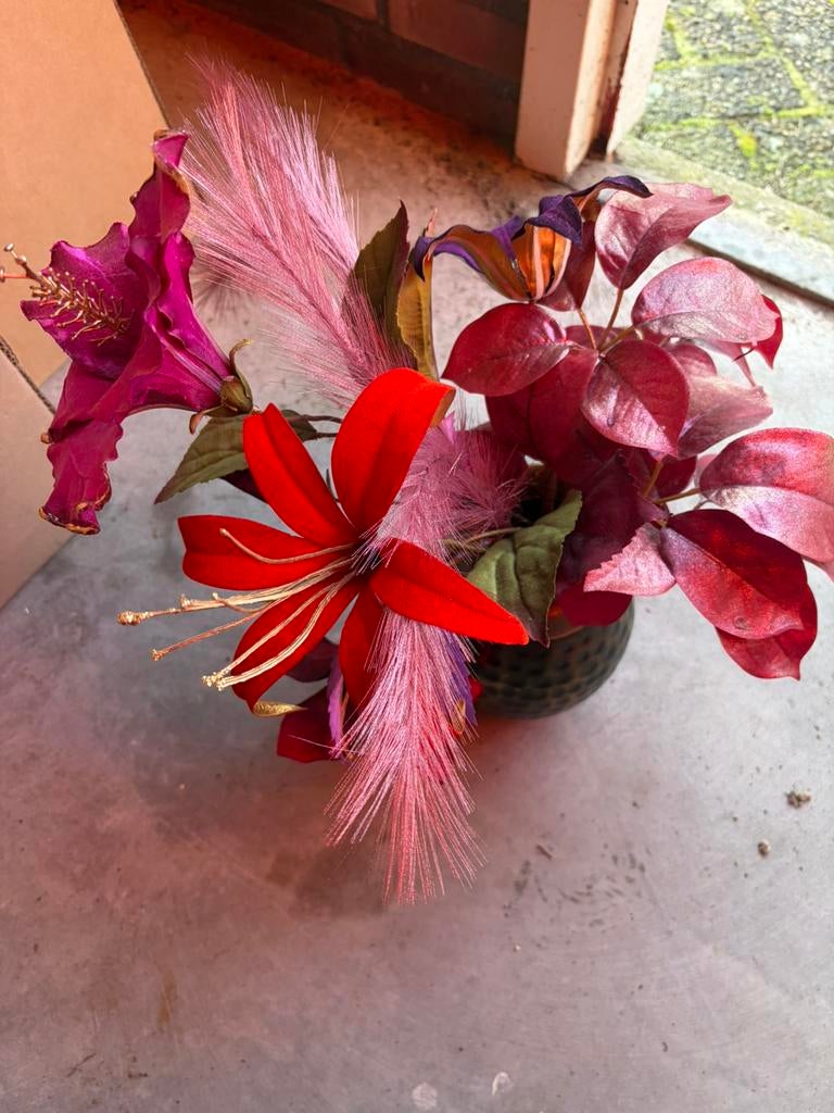 Zijde kunstbloemen met vaas, Huis en Inrichting, Ophalen of Verzenden, Cactus, Volle zon, Minder dan 100 cm