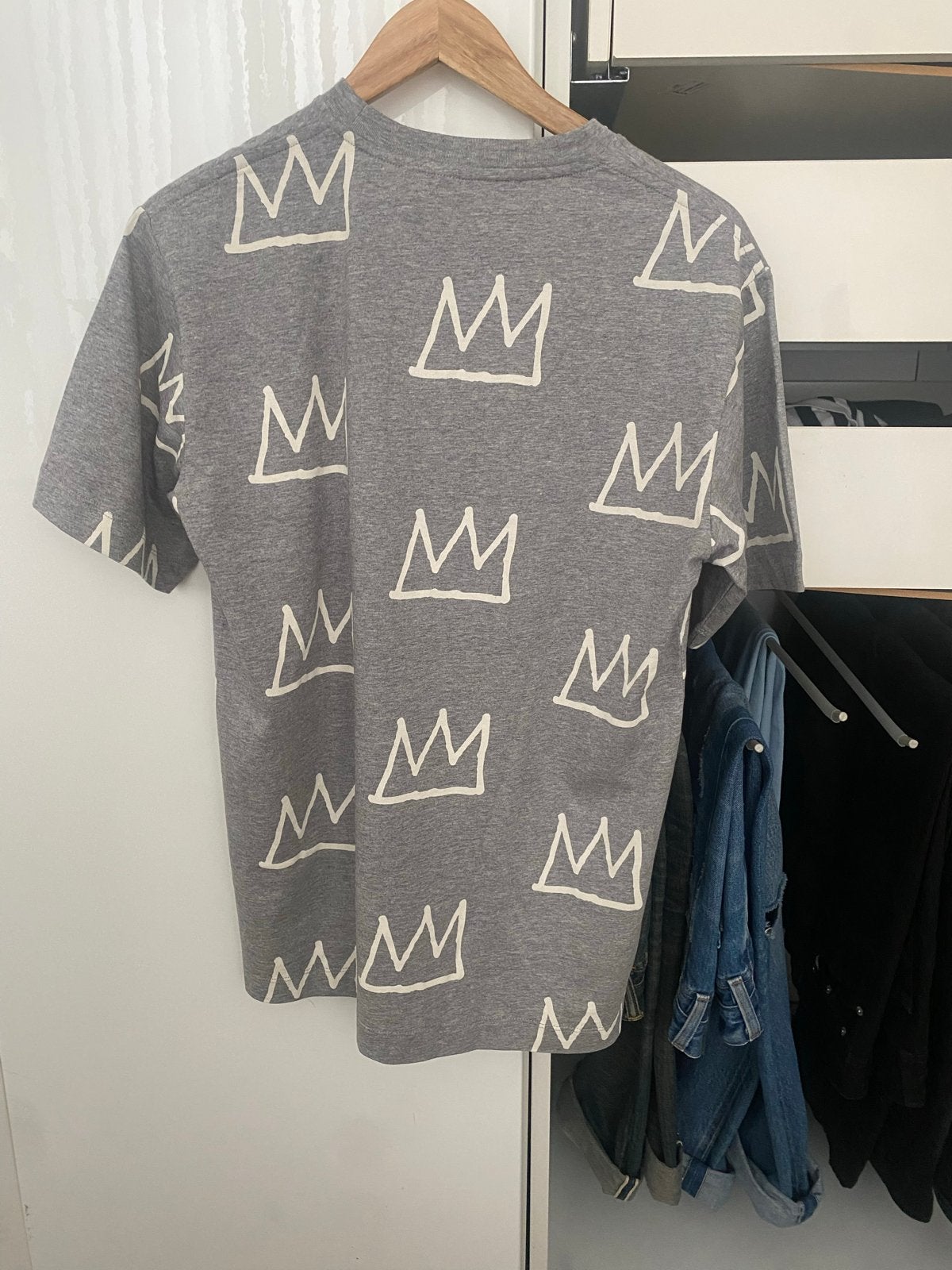 Etudes x Basquiat T-shirt Grijs Maat S Nieuw, Verzenden, Nieuw, Maat 46 (S) of kleiner, Grijs