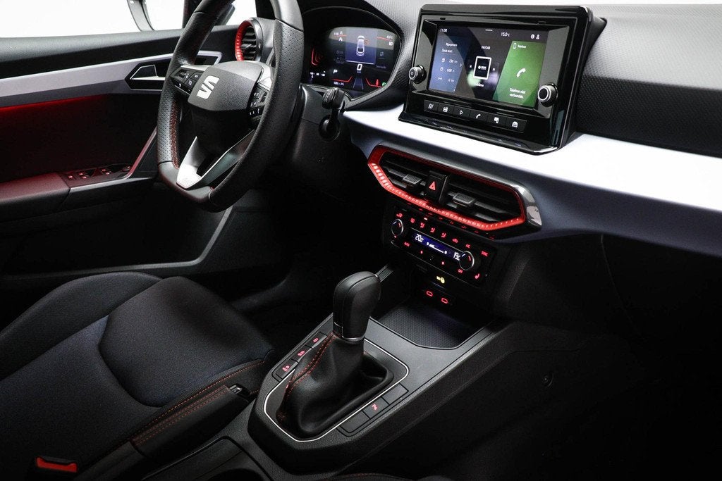 SEAT Ibiza 1.0 EcoTSI FR Business Connect | NAVIGATIE- PACK, Stof, Gebruikt, 580 kg, 116 pk