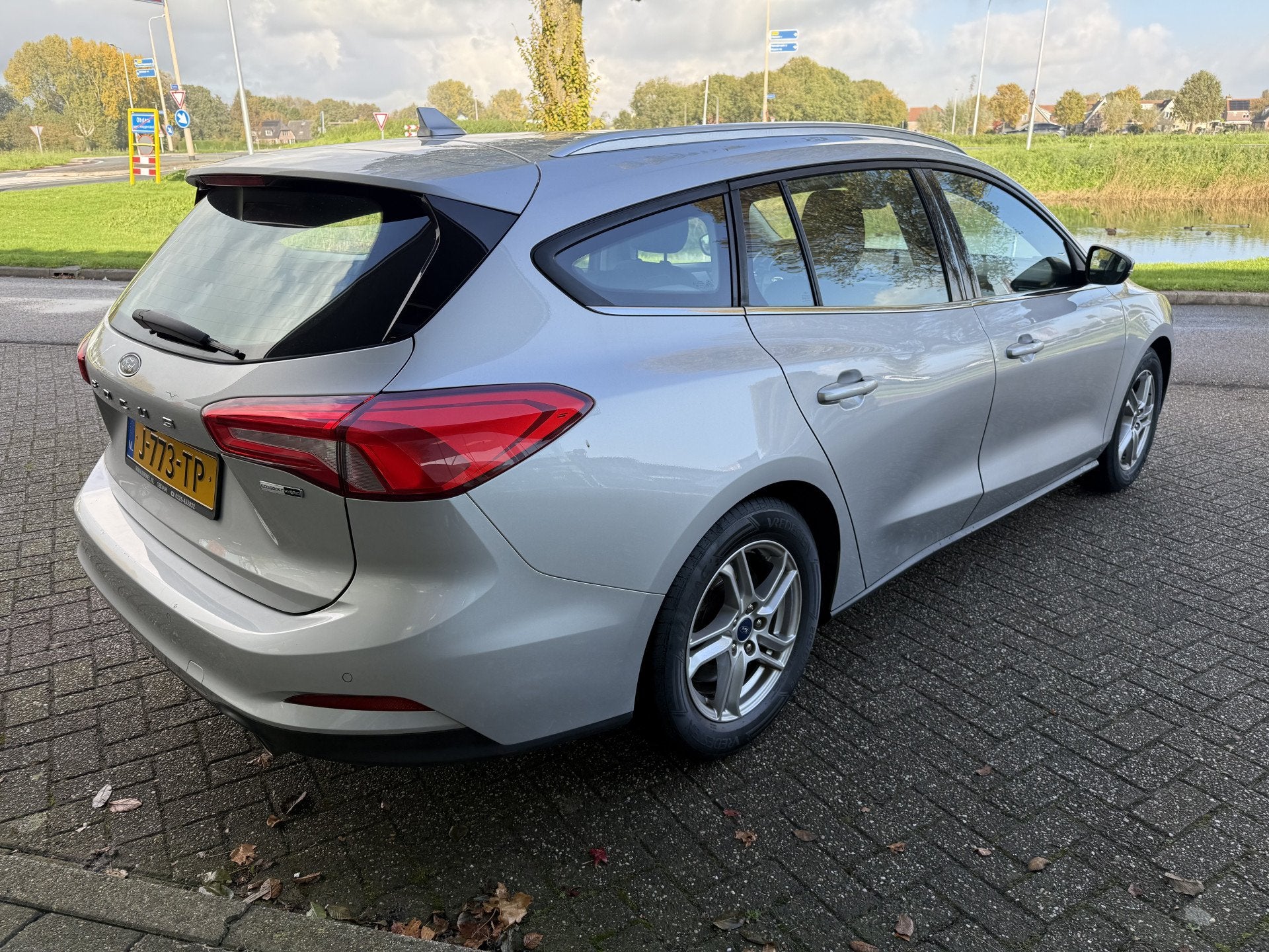 Ford FOCUS Wagon 1.0 EcoBoost Hybrid Trend Edition Business, Auto's, Gebruikt, Origineel Nederlands, Hybride Elektrisch/Benzine