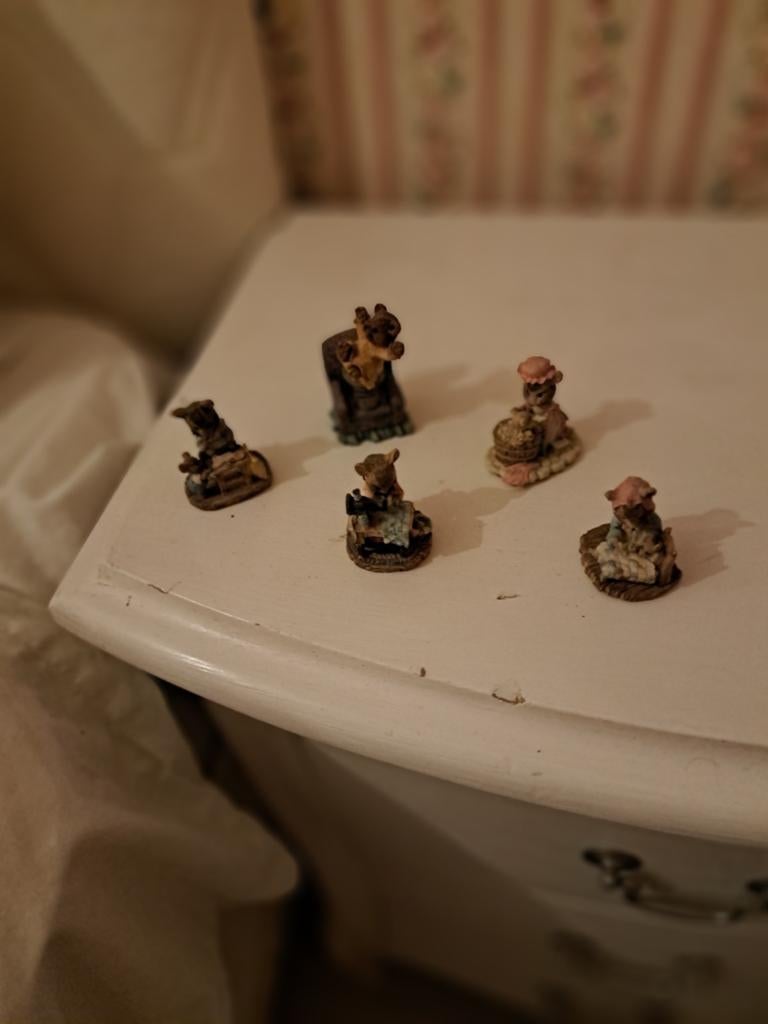 Set van 5 schattige miniatuur beelden van muizen, Ophalen of Verzenden, Gebruikt