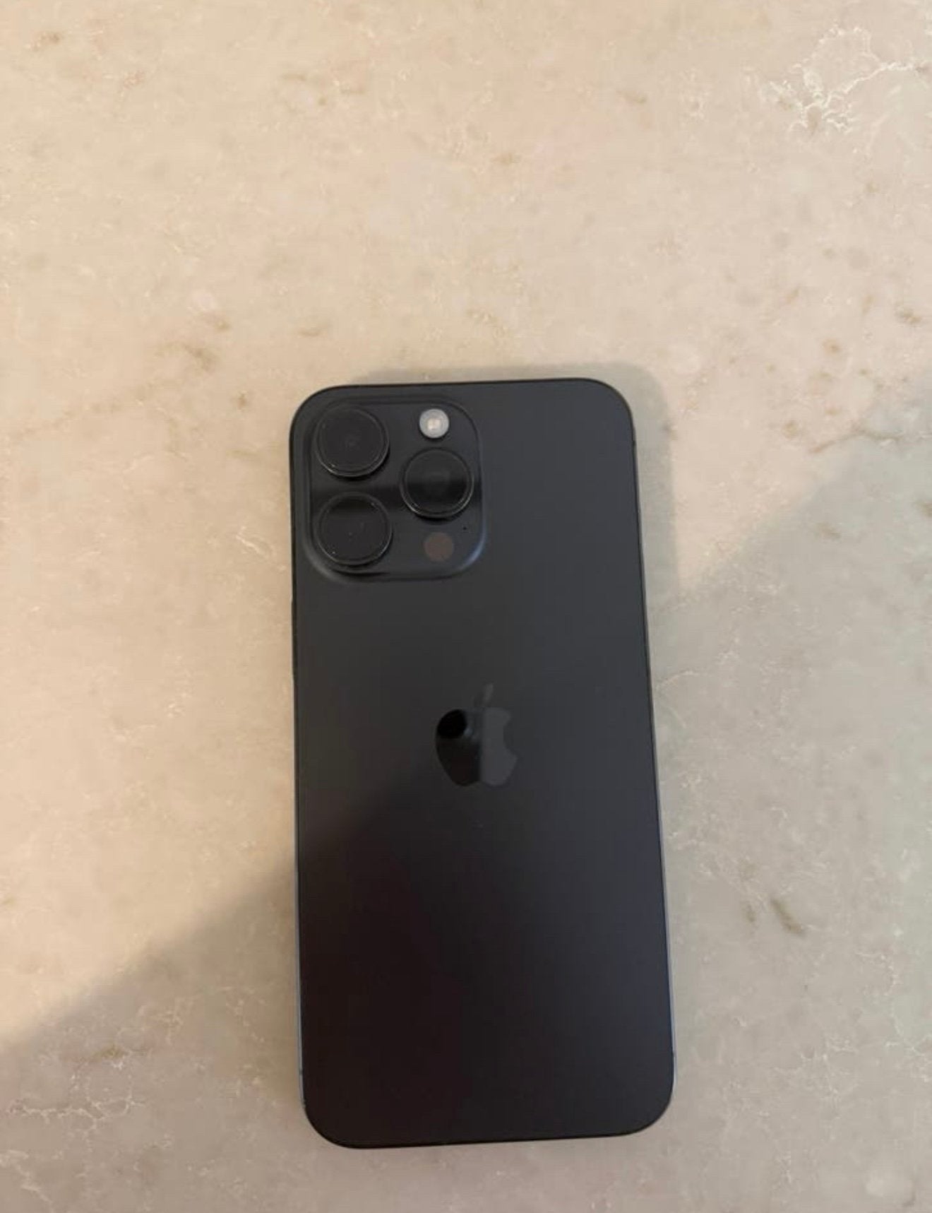 Iphone 15 pro max zwart 256GB beschikbaar t/m 31-10-26., Telecommunicatie, Zwart, IPhone 15 Pro Max, Zo goed als nieuw, Ophalen