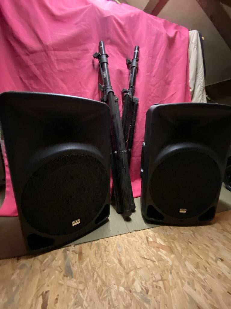 DAP Audio luidsprekers met statieven, Overige merken, Gebruikt, Ophalen of Verzenden, 120 watt of meer