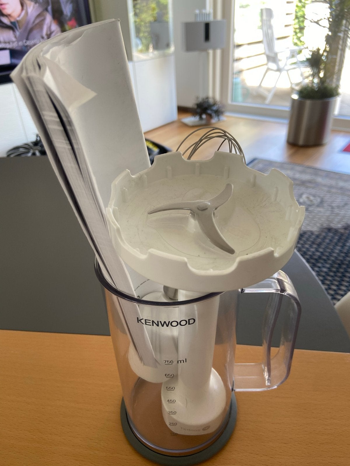 Kenwood staafmixer met maatbeker en accessoires, Ophalen of Verzenden, Zo goed als nieuw