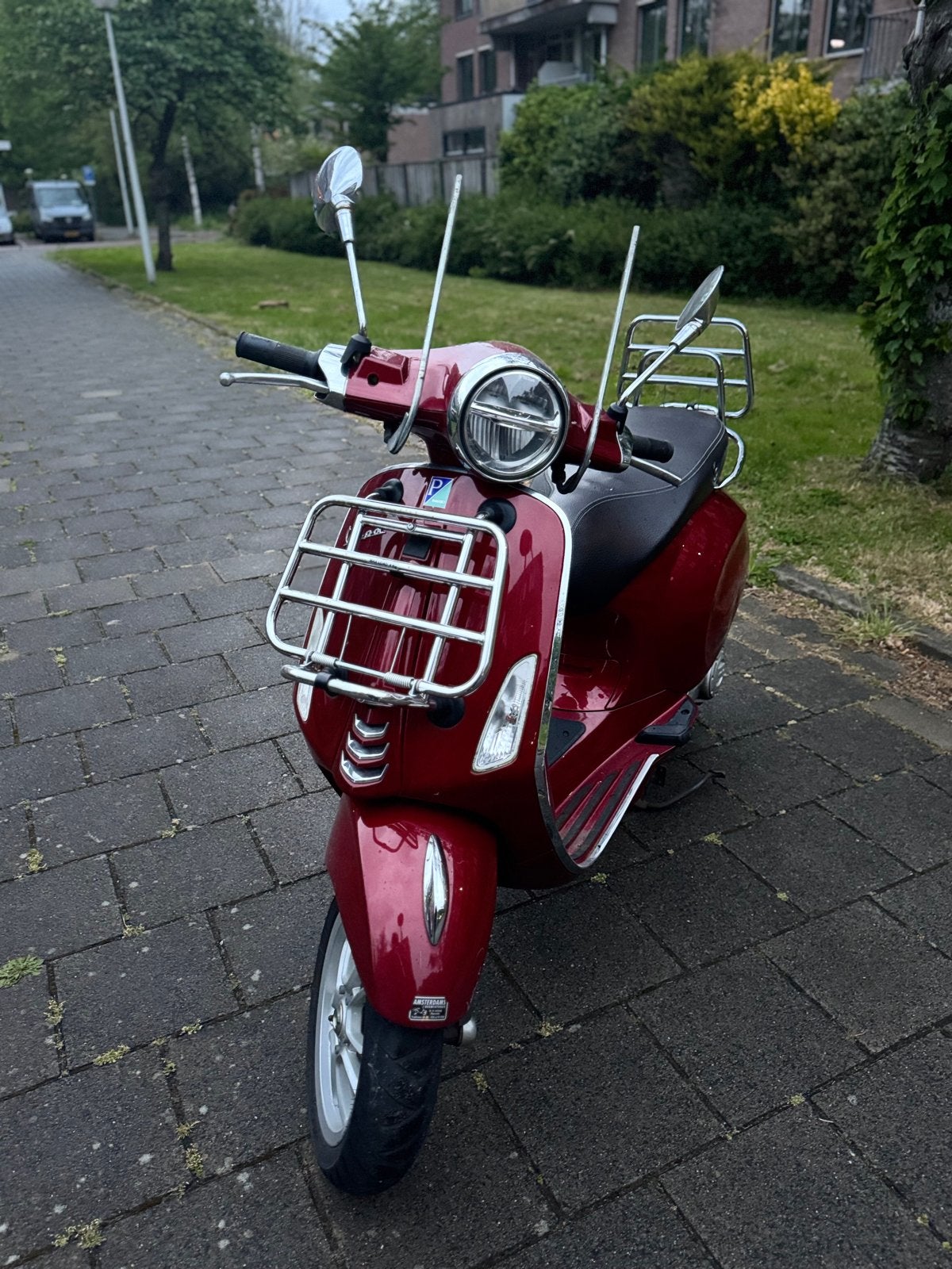 Vespa primavera in goede conditie , 7k op teller, Ophalen, Gebruikt, Benzine, 50 cc