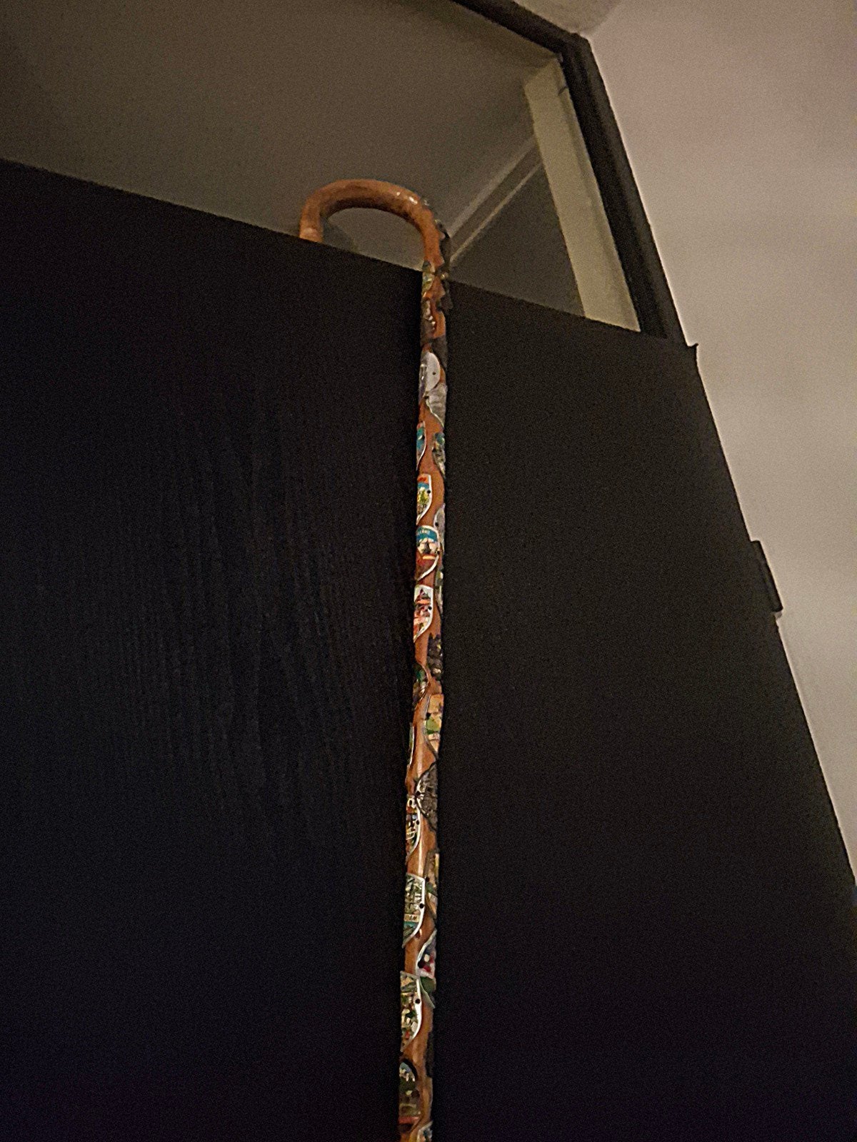 Nostalgische wandelstok met verzameling wandelstokschildjes, Ophalen of Verzenden