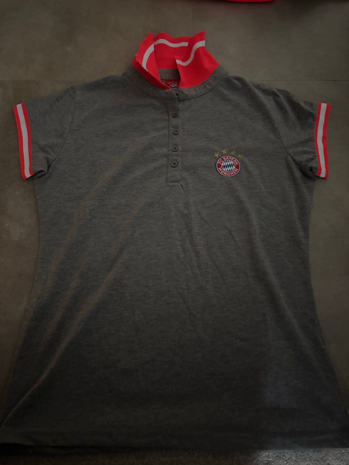 FC Bayern München Polo Shirt - Maat L, Maat L, Ophalen of Verzenden, Nieuw, Shirt