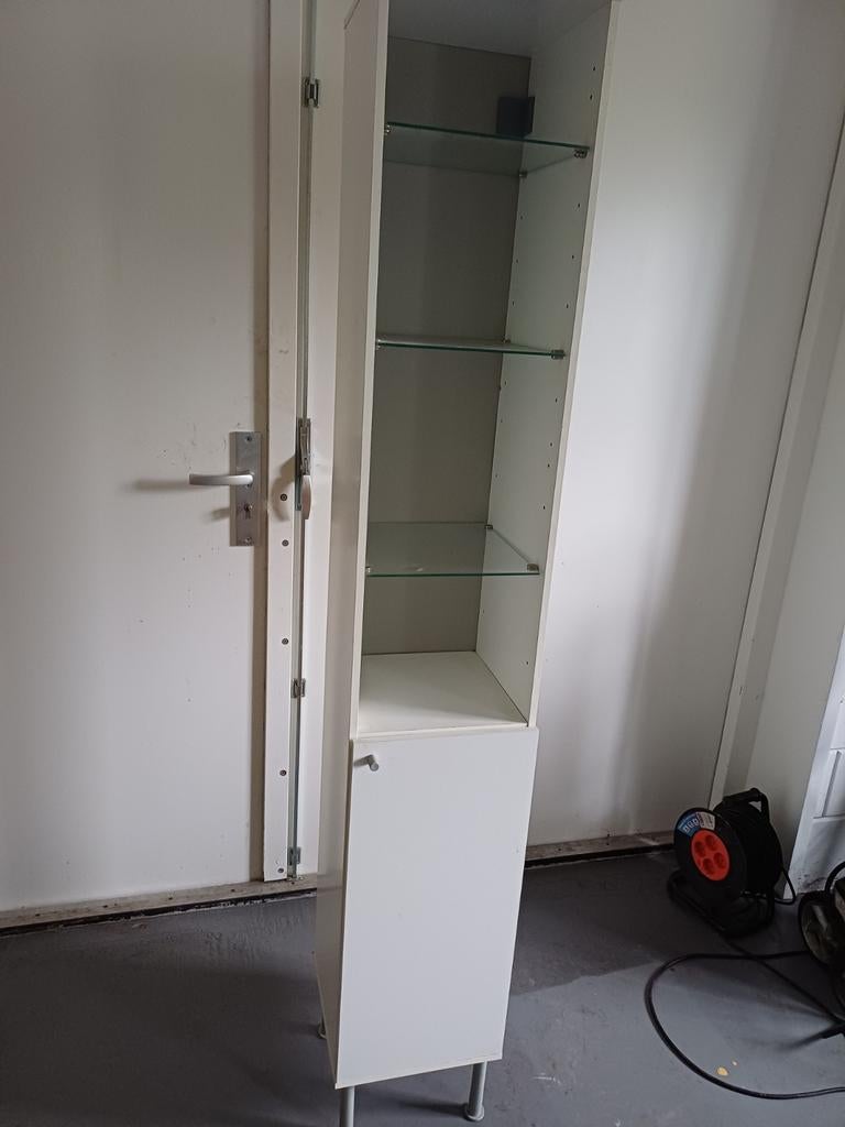 Ikea Fullen Badkamerkast 182x30x28cm met deurtje, Ophalen, (Half)hoge kast, Minder dan 50 cm, Gebruikt