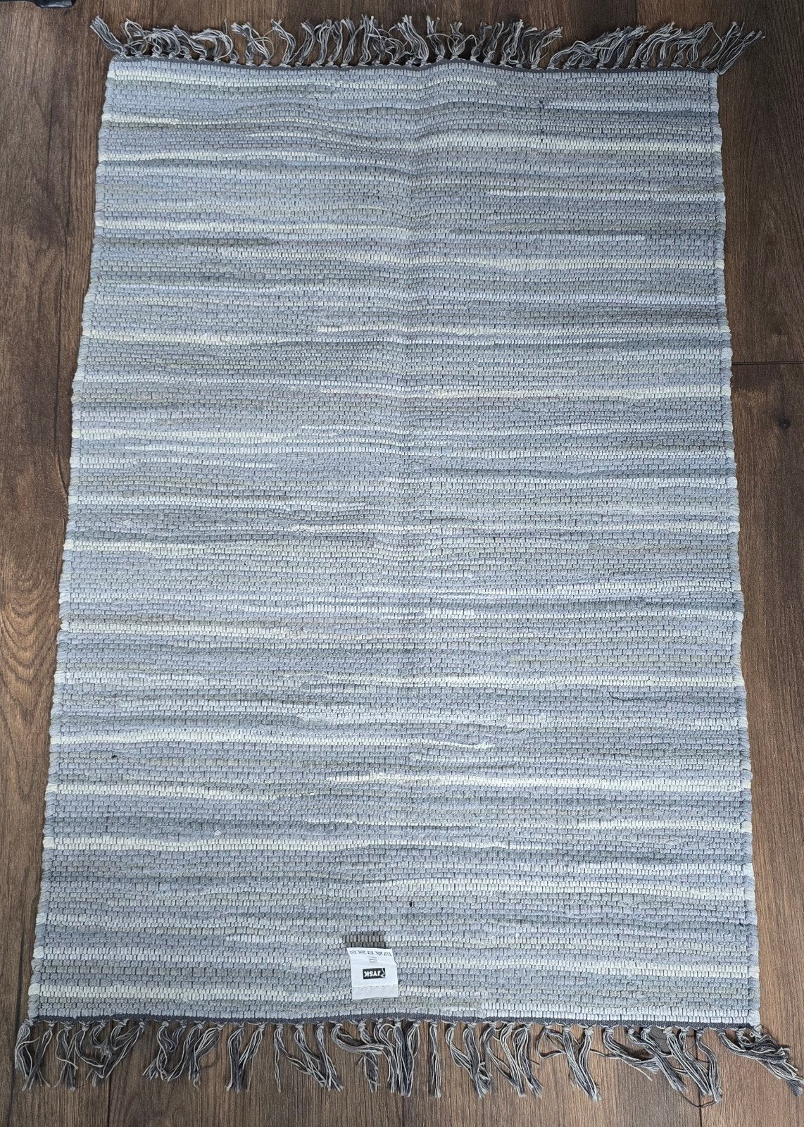 JYSK TYSBAST RUG vloerkleed 60x90 cm grijs-wit-blauw, Huis en Inrichting, Stoffering | Tapijten en Kleden, Grijs, 50 tot 100 cm