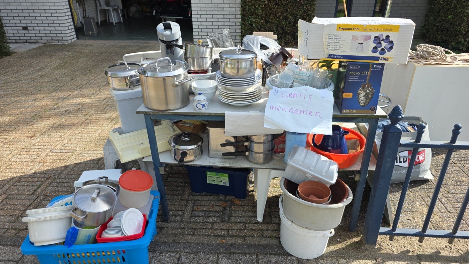 GRATIS AFHALEN ETTEN LEUR, Ophalen