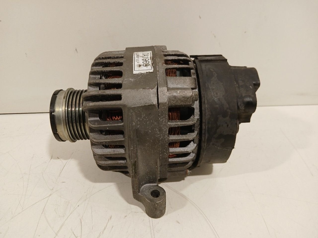 Dynamo Fiat 500, Onderdelen@venauto.nl, Van der Ven Autorecycling B.V., Gebruikt, Ettenseweg 76, 4706 PB Roosendaal, The Netherlands