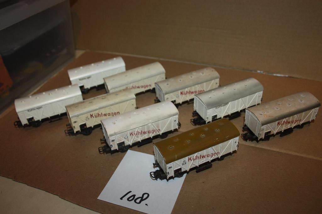 108)  negen Märklin DB koelwagons, diverse uitvoeringen, Wisselstroom, Gebruikt, Wagon, Ophalen of Verzenden