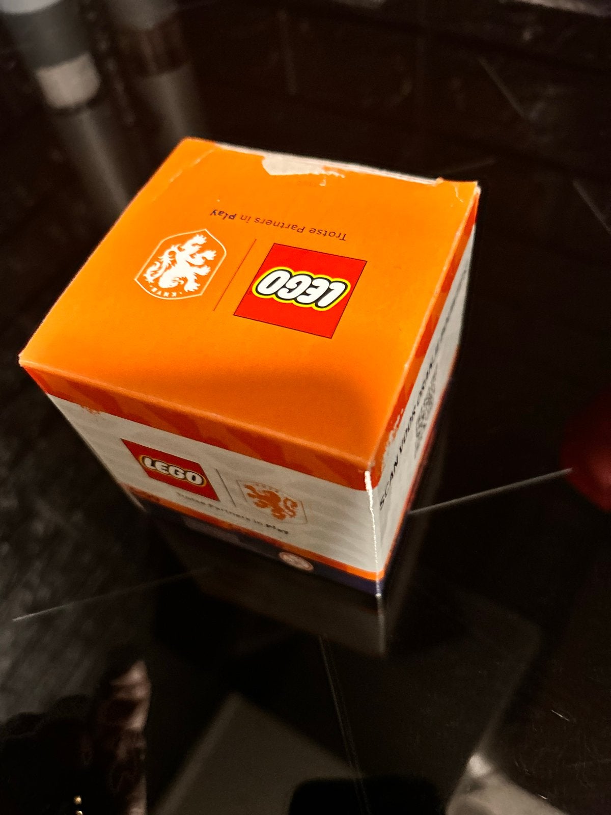 Lego Oranje doosje (leeg, licht beschadigd), Ophalen, Gebruikt, Overige thema's, Lego