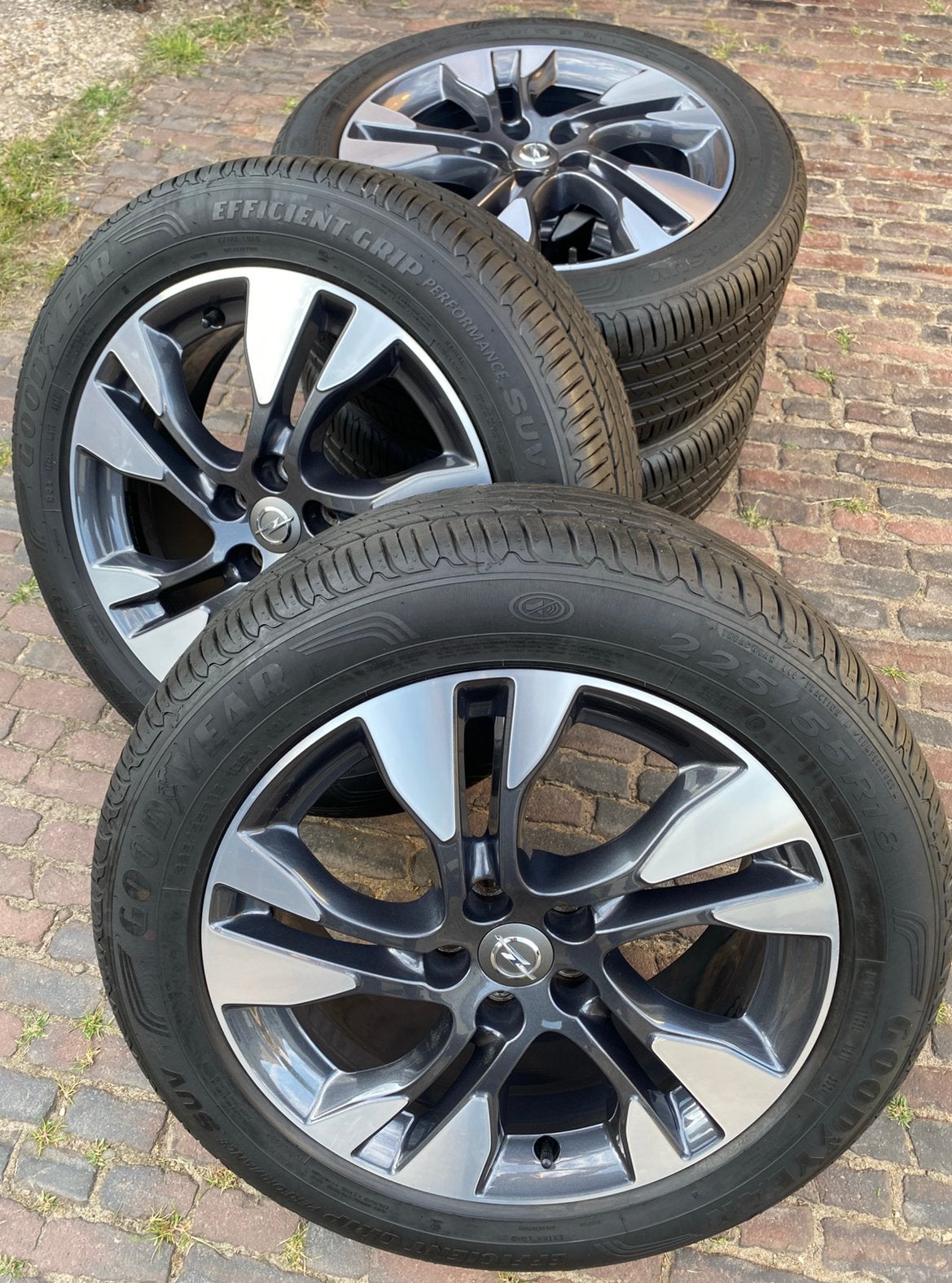 ALS NIEUWE 18” Opel Grandland velgen met 225/55 R18 Goodyear, Auto-onderdelen, Banden en Velgen, 18 inch, Banden en Velgen, Nieuw