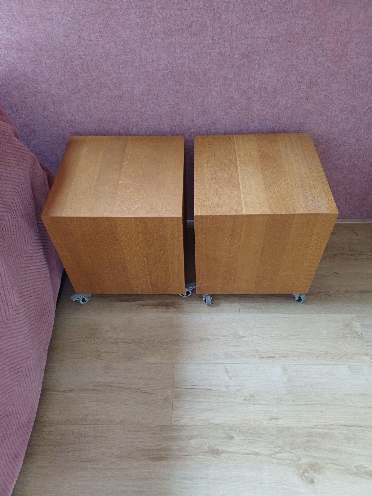 2 " blok" kastjes  voor plant of nachtkastje, Ophalen, Minder dan 45 cm