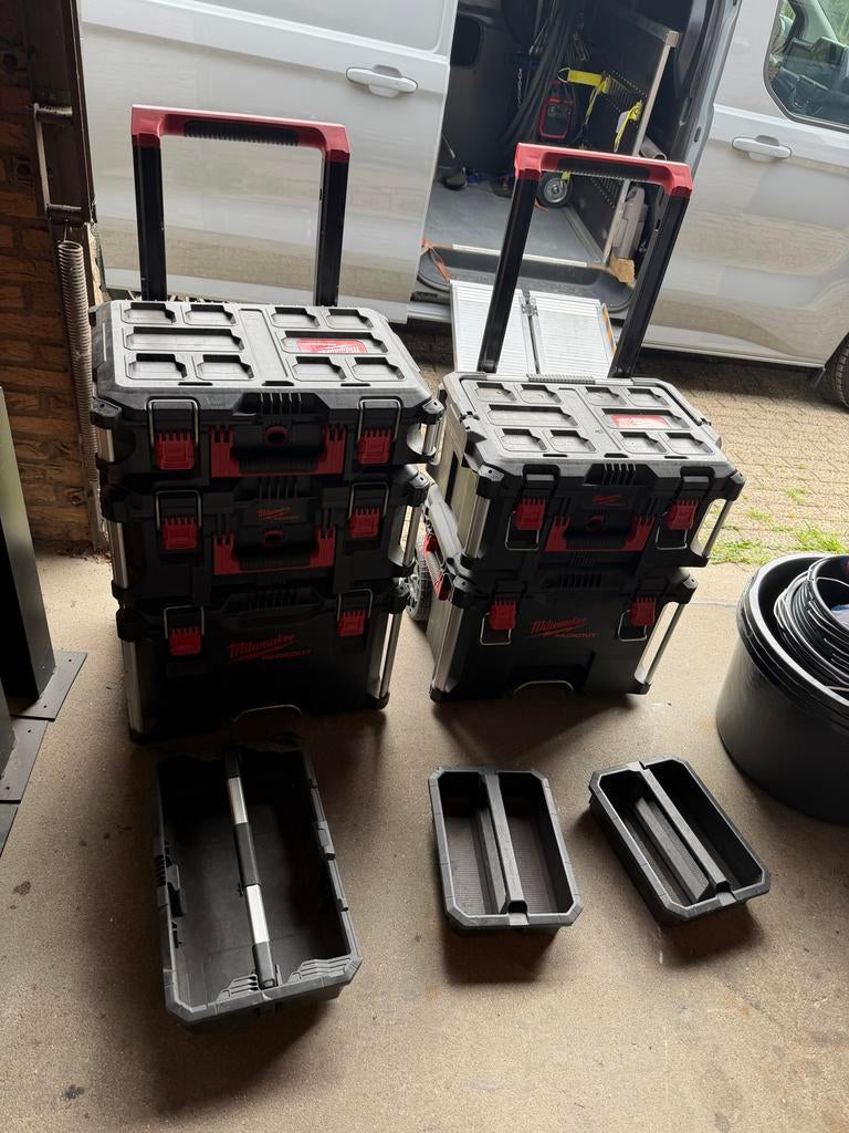 Diverse Milwaukee Packout trolleys en kisten, Ophalen, Zo goed als nieuw