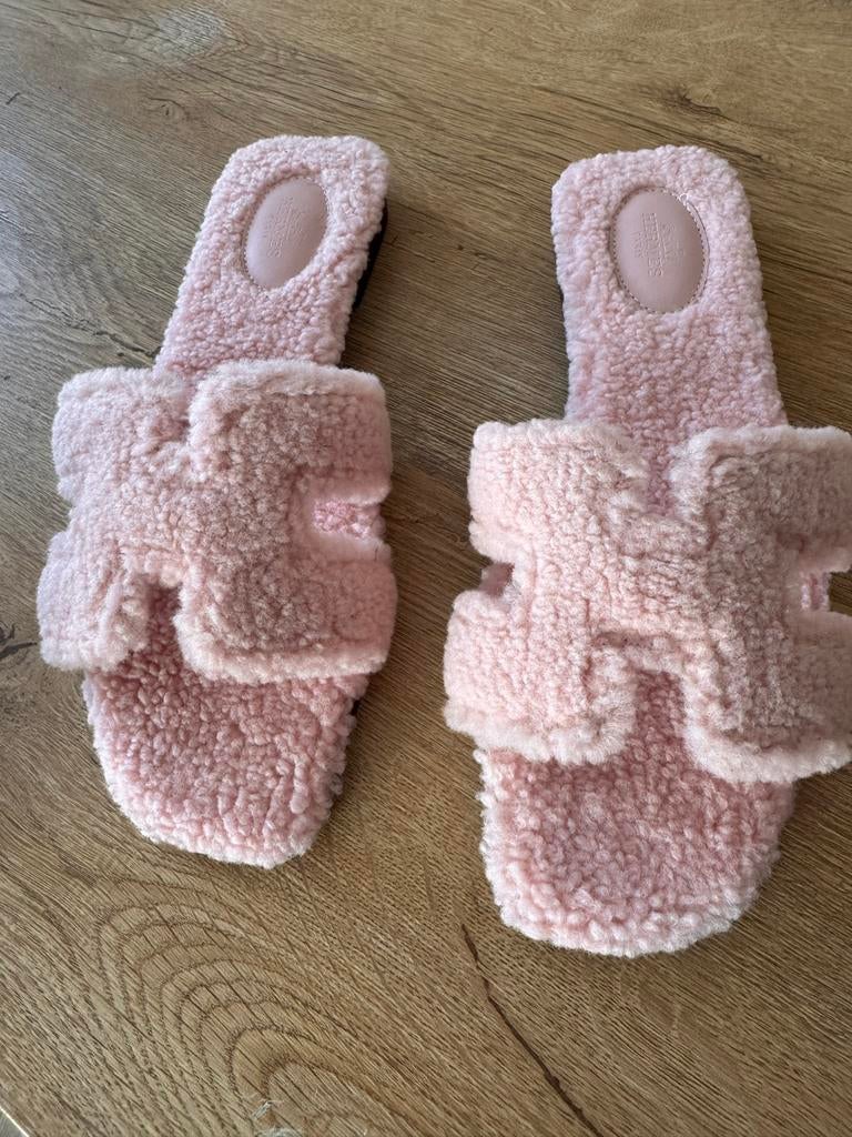 Hermes sandalen roze, Kleding | Dames, Schoenen, Ophalen of Verzenden, Gedragen, Roze, Sandalen of Muiltjes