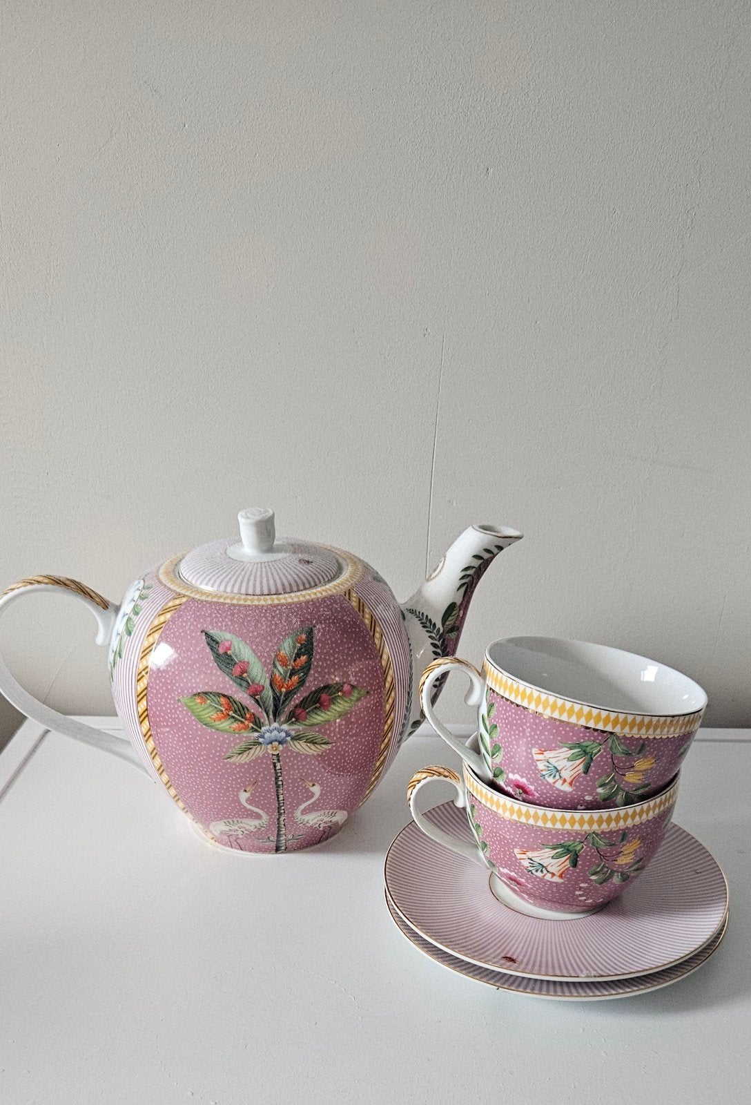 Pip Studio theepot en kop en schotels roze, Ophalen