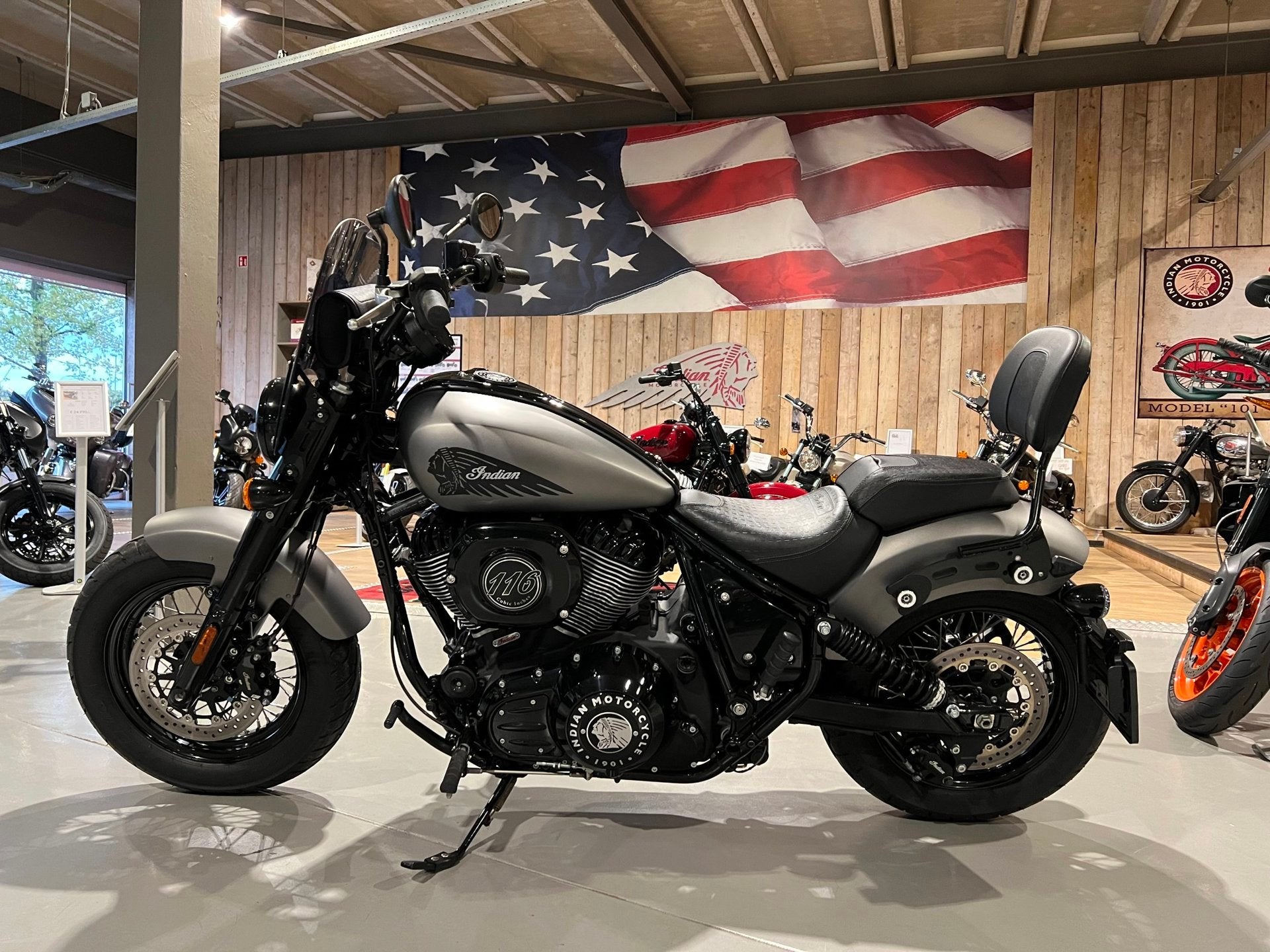 Indian Chopper 116 Chief Bobber Dark Horse, Motoren, 1890 cc, Chopper, ABS, Meer dan 35 kW