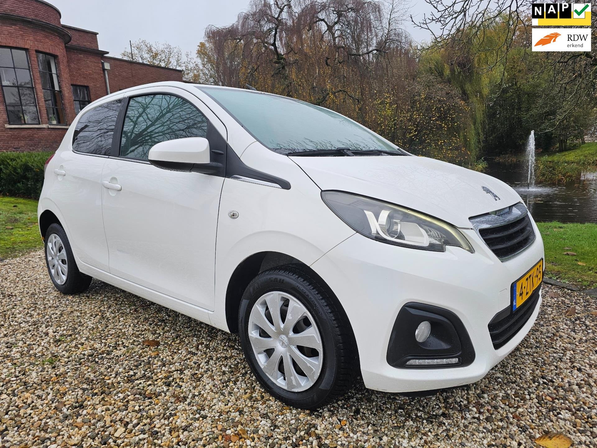 Peugeot 108 1.0 e-VTi Active 5-deurs AIRCO, Voorwielaandrijving, Gebruikt, 4 stoelen, Wit