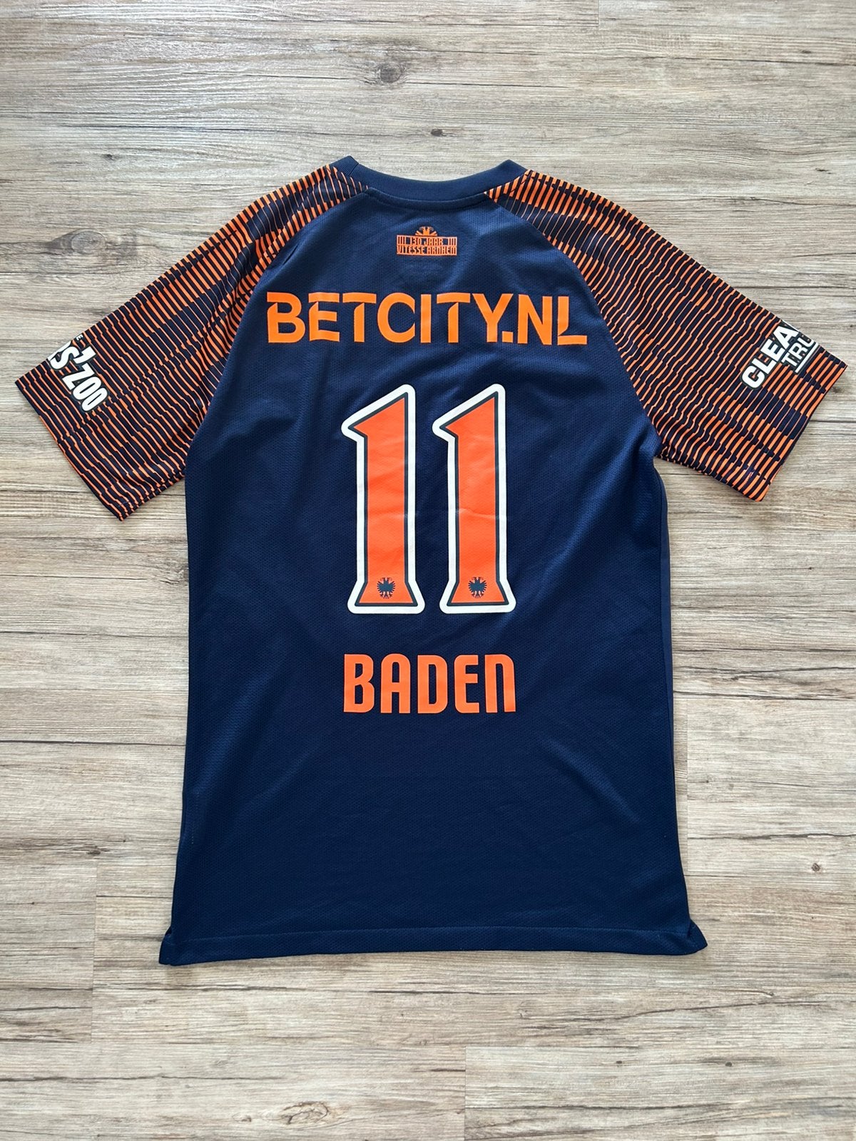 Origineel Vitesse Uittenue 22/23 Baden #11 - Maat S, Maat S, Ophalen of Verzenden, Zo goed als nieuw, Shirt