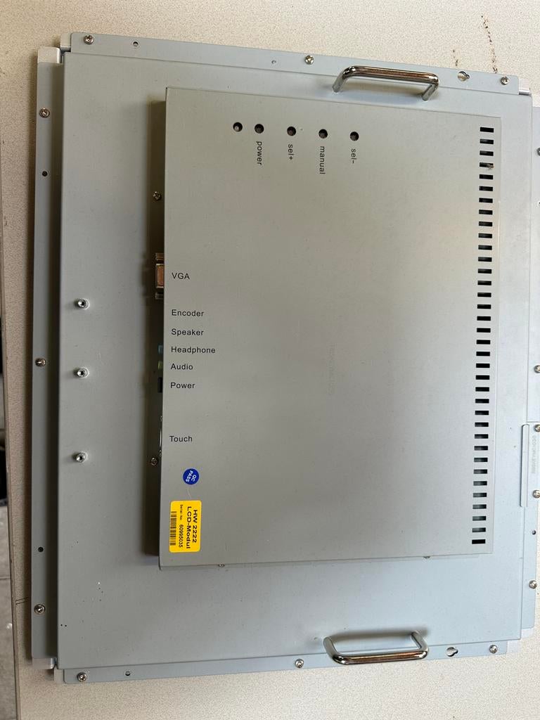 Industriële LCD Touchscreen Monitor – VGA – Groot formaat, Ophalen of Verzenden, Zo goed als nieuw